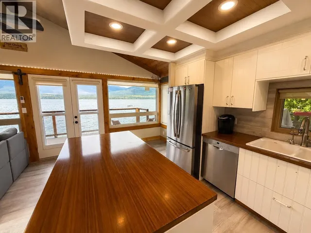3981 EAGLE BAY ROAD, Eagle Bay 3