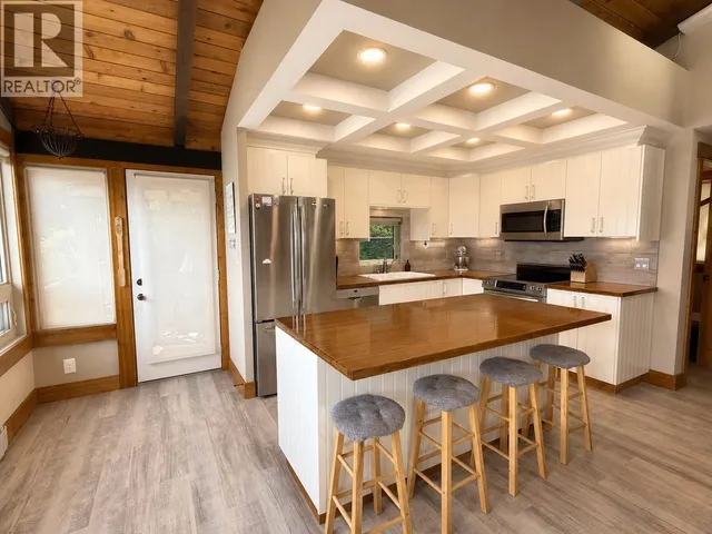 3981 EAGLE BAY ROAD, Eagle Bay 4