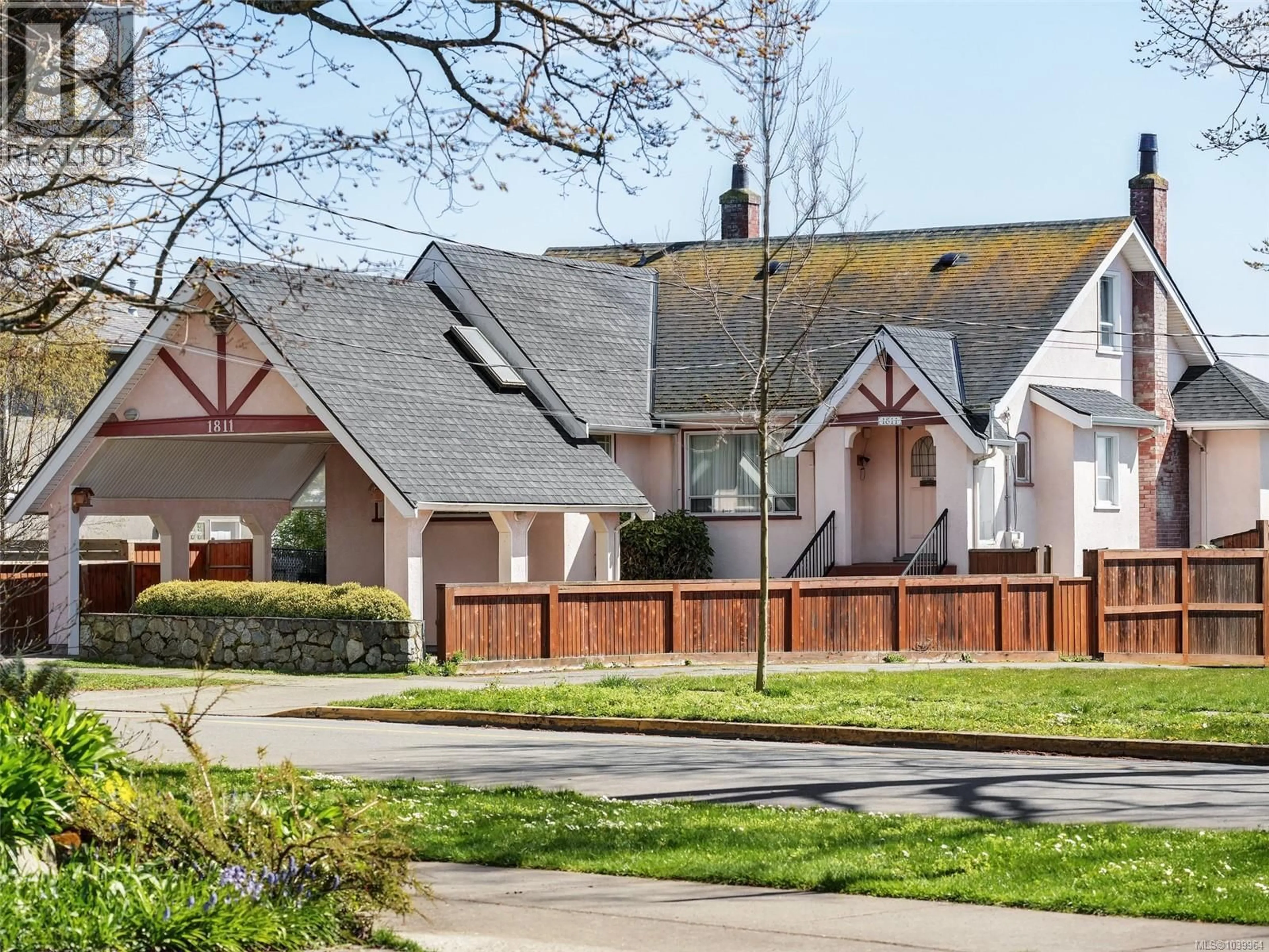 Home with brick exterior material, street for 1811 HOLLYWOOD CRESCENT, Victoria British Columbia V8S1J2