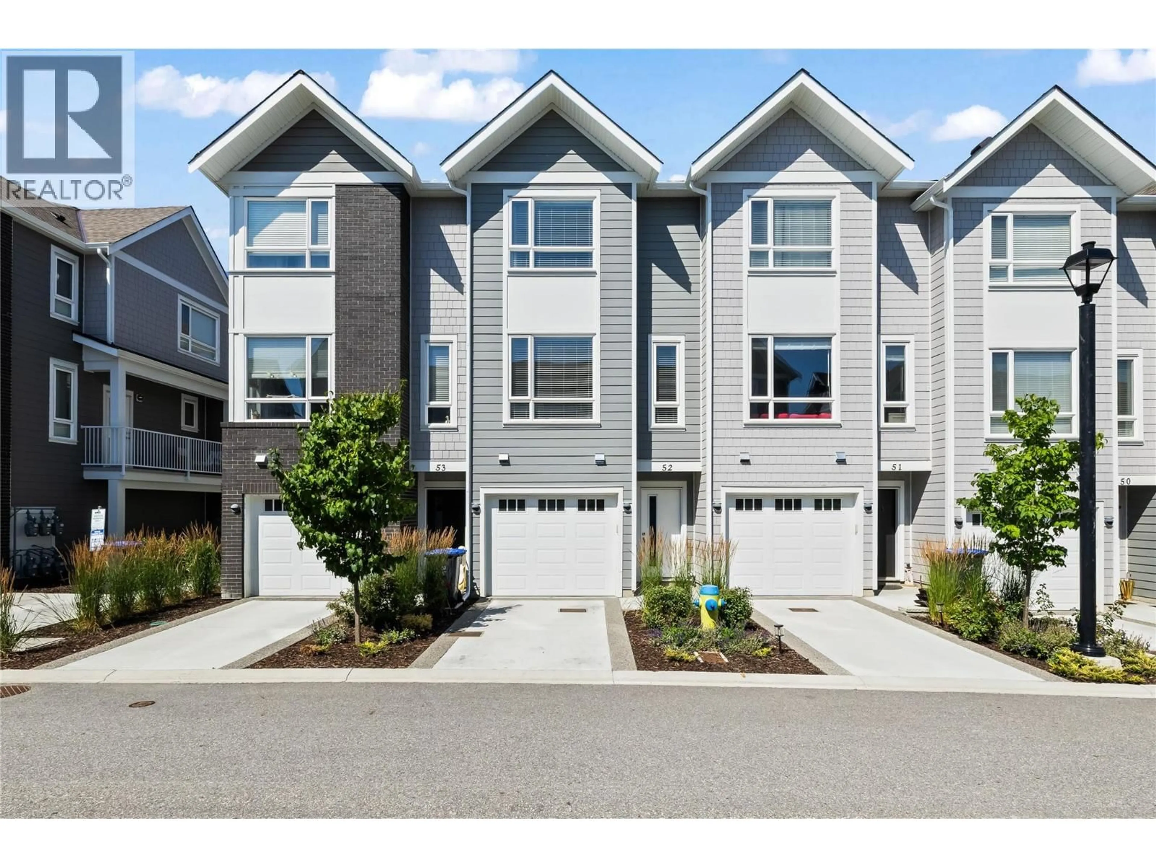 Home with vinyl exterior material, street for 52 - 13098 SHORELINE WAY, Lake Country British Columbia V4V0A8