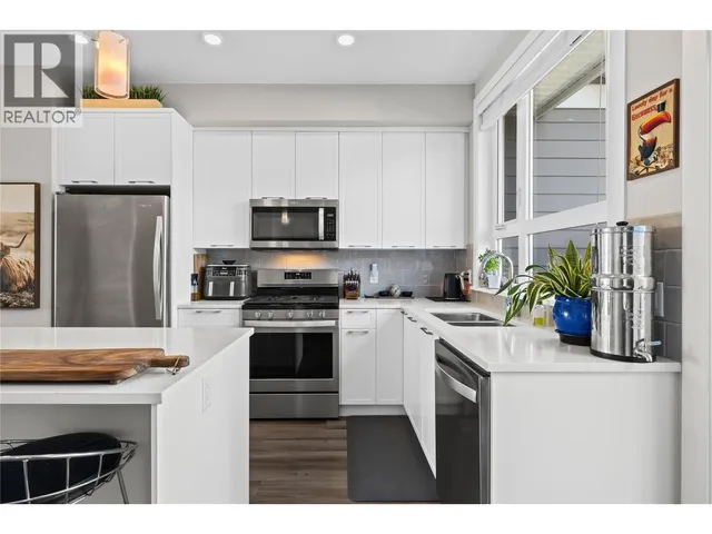 52 - 13098 SHORELINE WAY, Lake Country 5