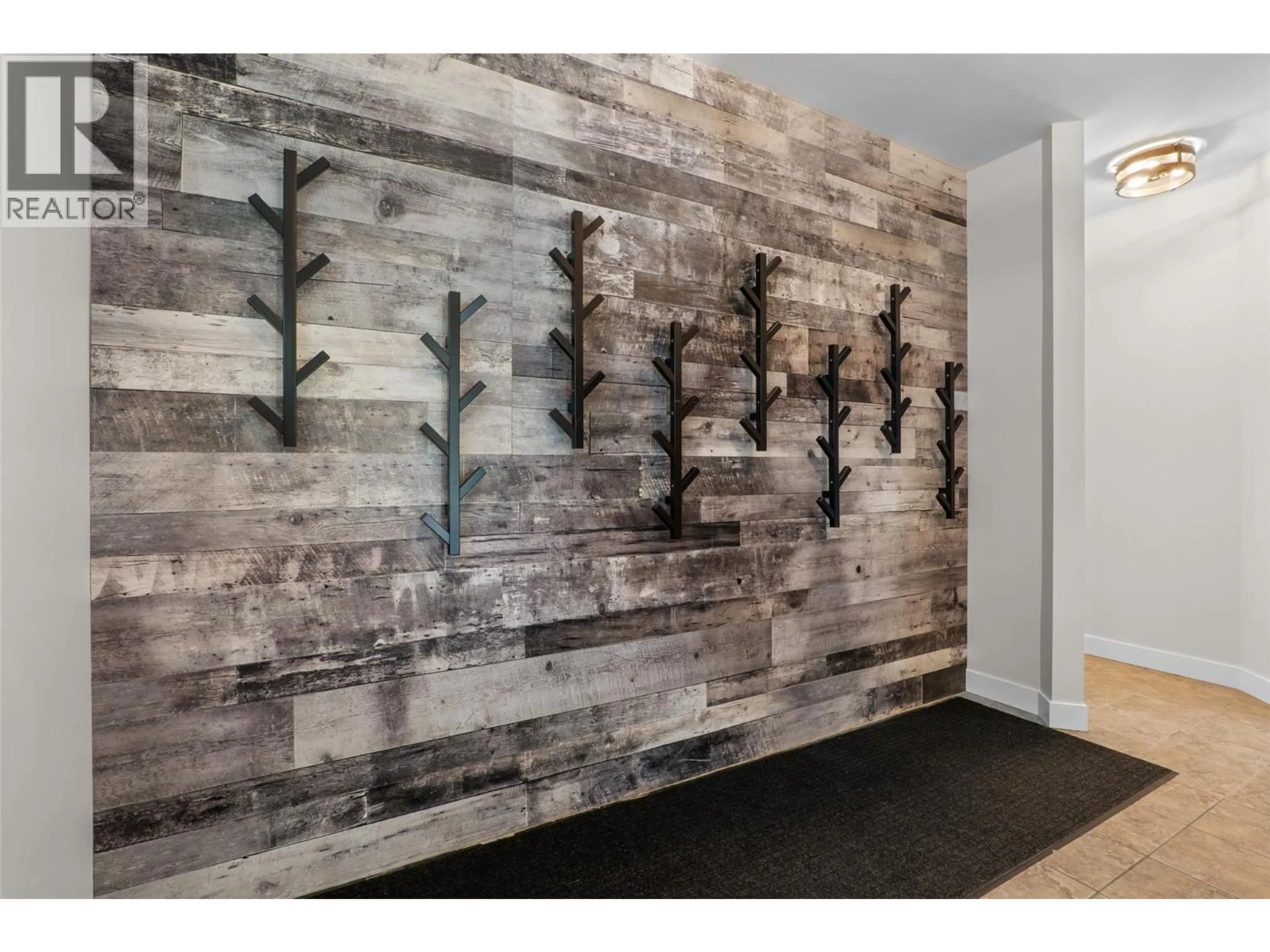 Indoor entryway for 1324 BURFIELD DRIVE, Kamloops British Columbia V0E5N0