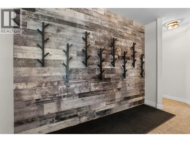 1324 BURFIELD DRIVE, Kamloops 4