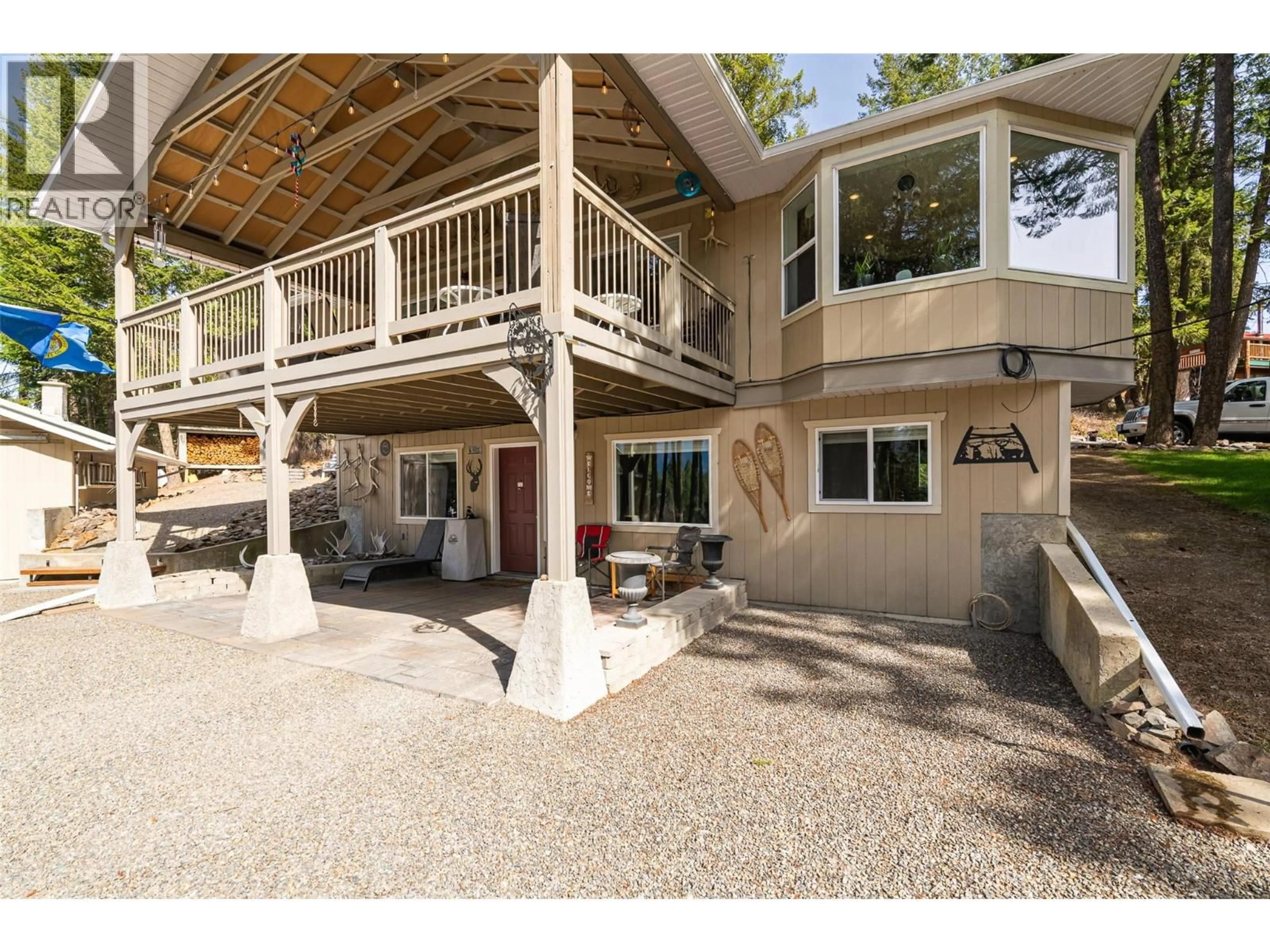 Patio, water/lake/river/ocean view for 1988 PORTHILL ROAD, Creston British Columbia V0B1G2