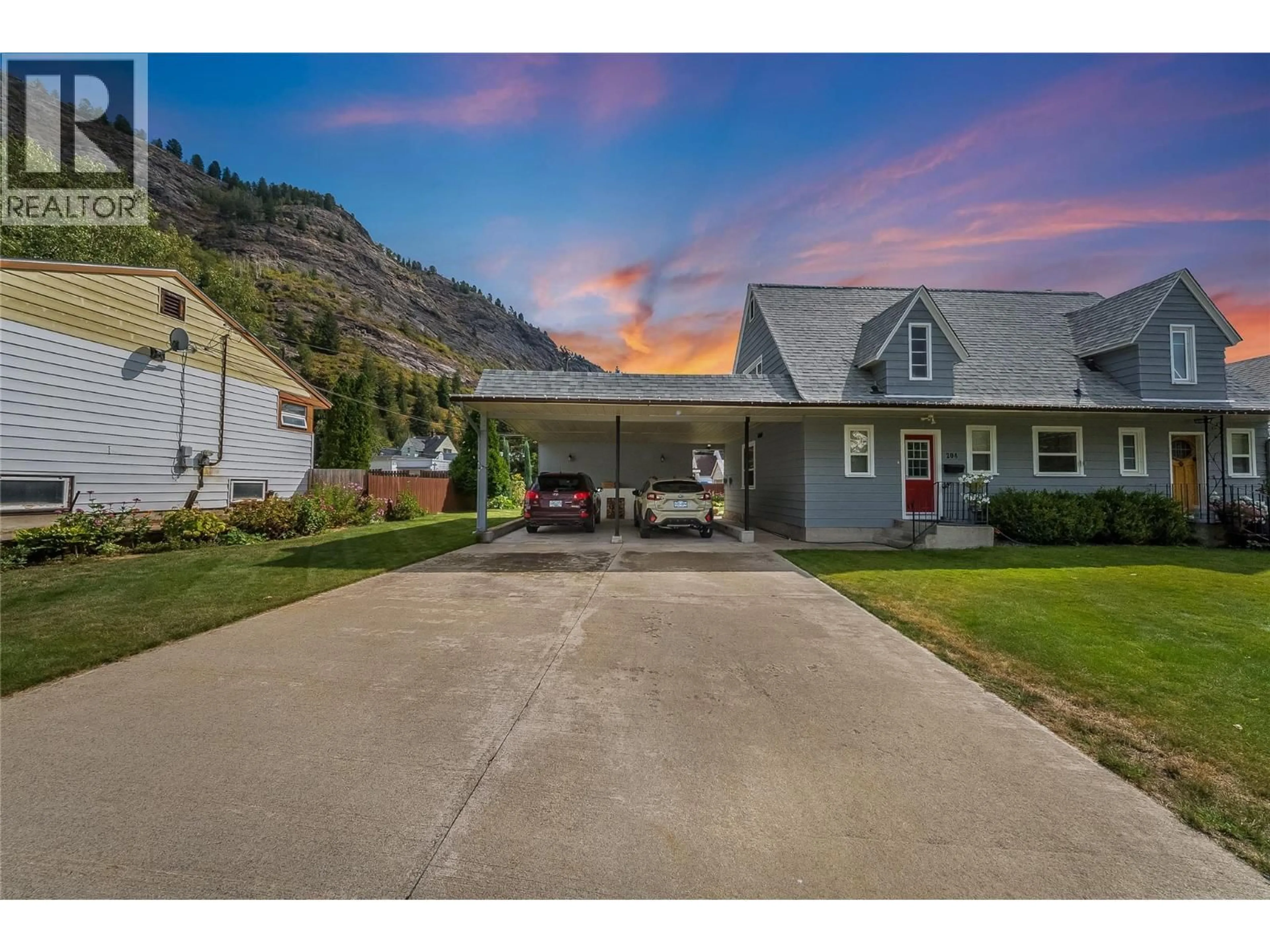 A pic from outside/outdoor area/front of a property/back of a property/a pic from drone, mountain view for 204 DIANA CRESCENT, Trail British Columbia V1R1A3