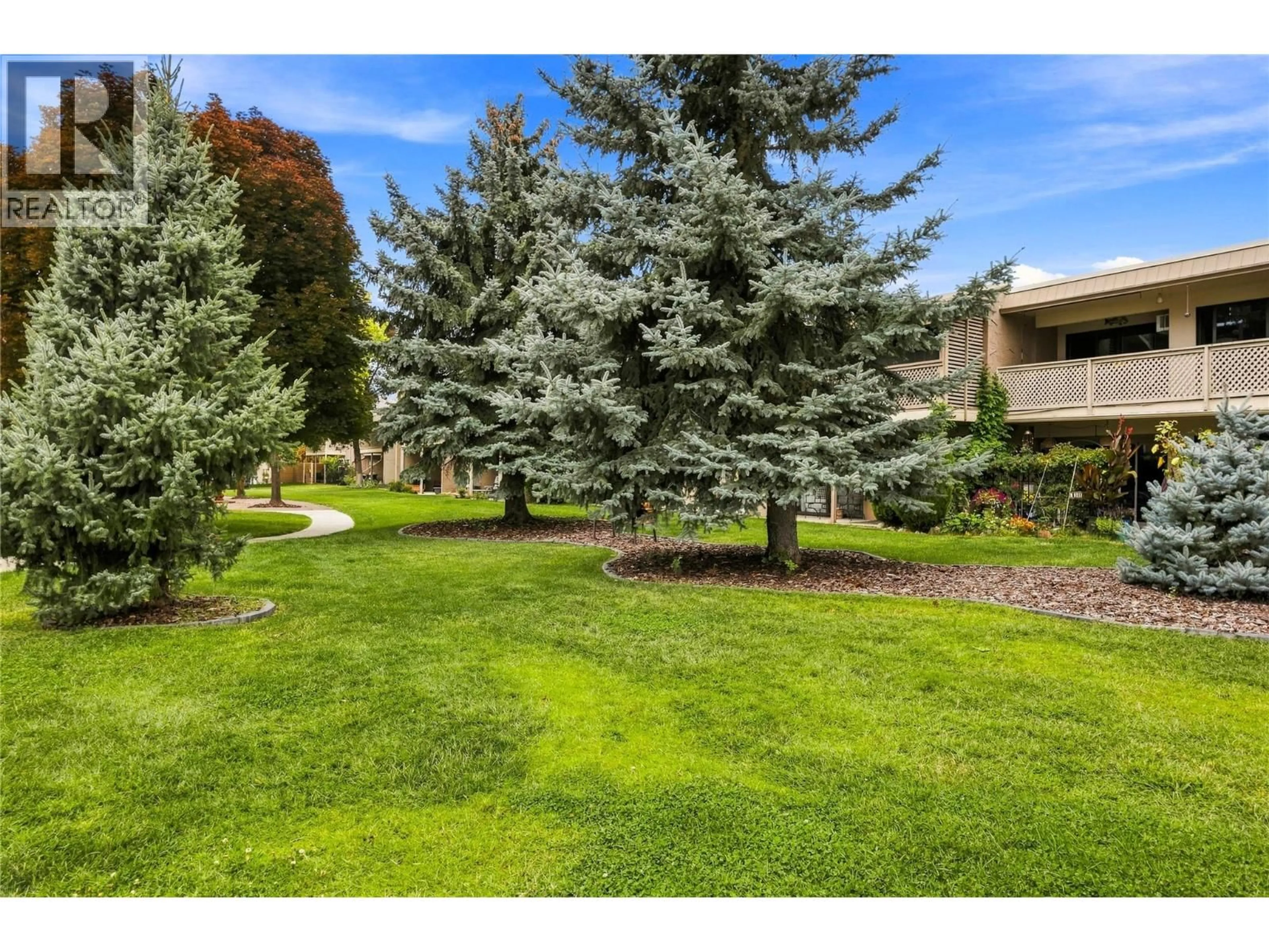 Patio, mountain view for 59 - 310 YORKTON AVENUE, Penticton British Columbia V2A6Z8