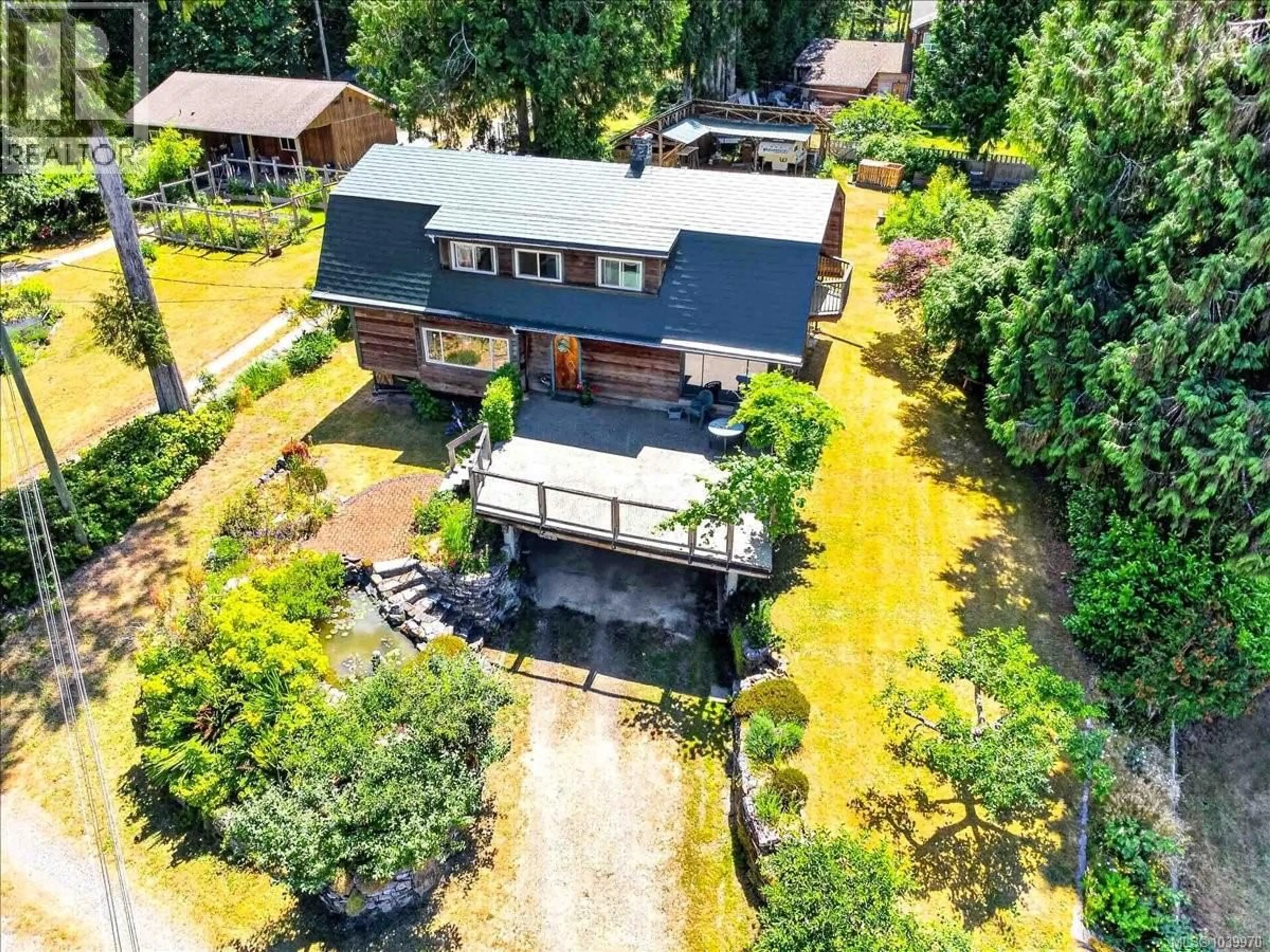 A pic from outside/outdoor area/front of a property/back of a property/a pic from drone, unknown for 9092 SKIPSEY ROAD, Port Alberni British Columbia V9Y9C1