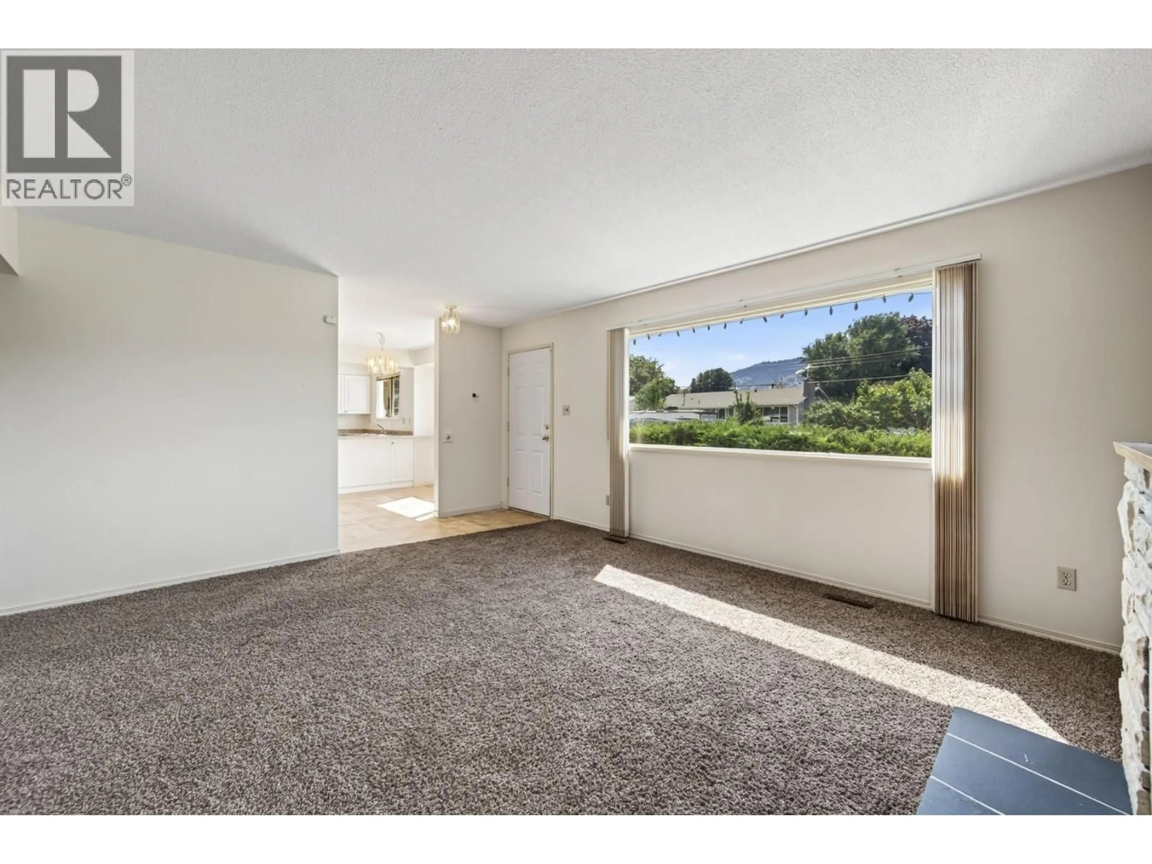 A pic of a room for 2640 ARGYLE AVENUE, Kamloops British Columbia V2B4T8
