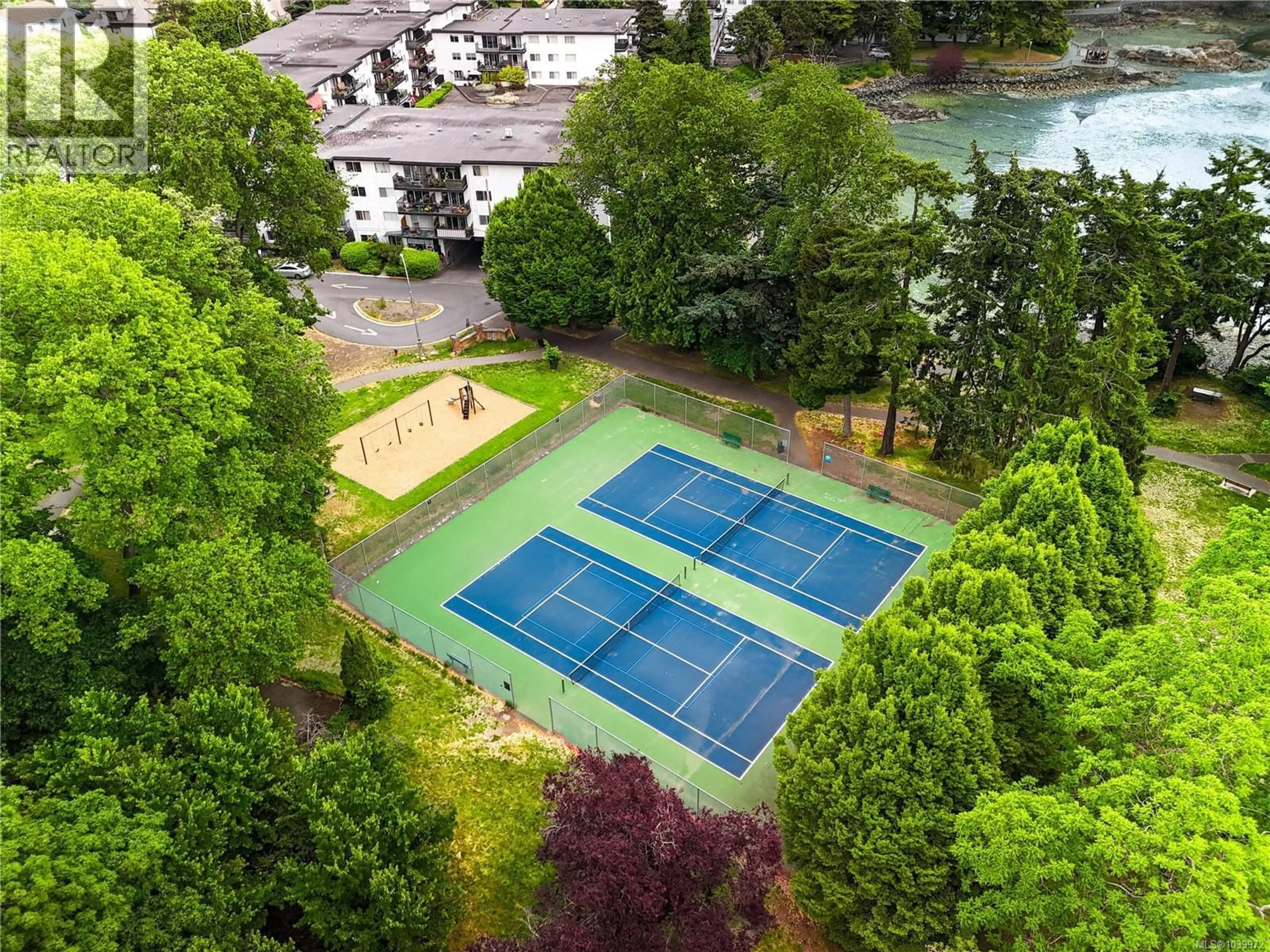 A pic from outside/outdoor area/front of a property/back of a property/a pic from drone, water/lake/river/ocean view for 101 - 724 SEA TERRACE, Victoria British Columbia V9A3R6