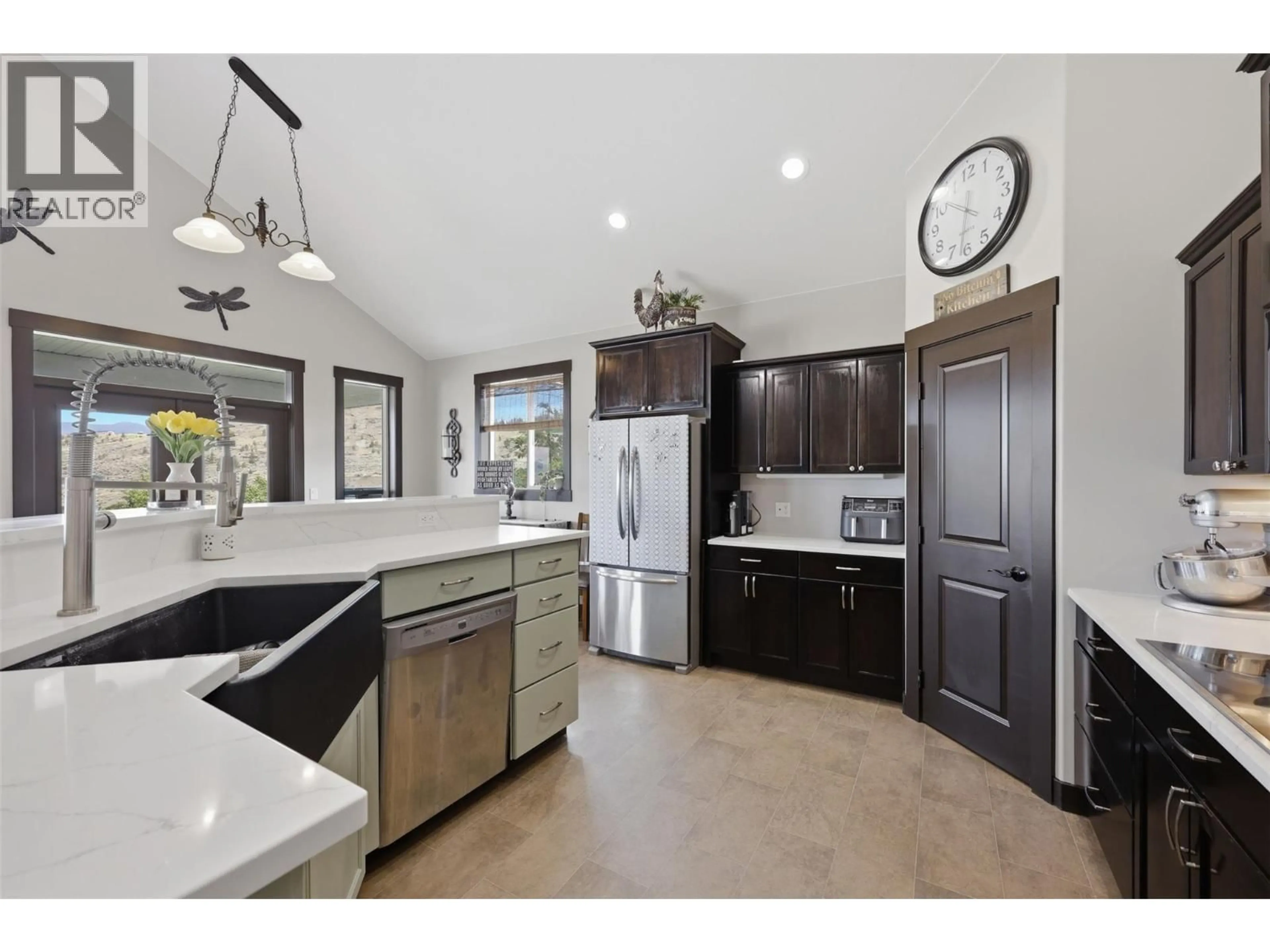 Open concept kitchen, ceramic/tile floor for 5385 RODEO DRIVE, Kamloops British Columbia V1S2A3