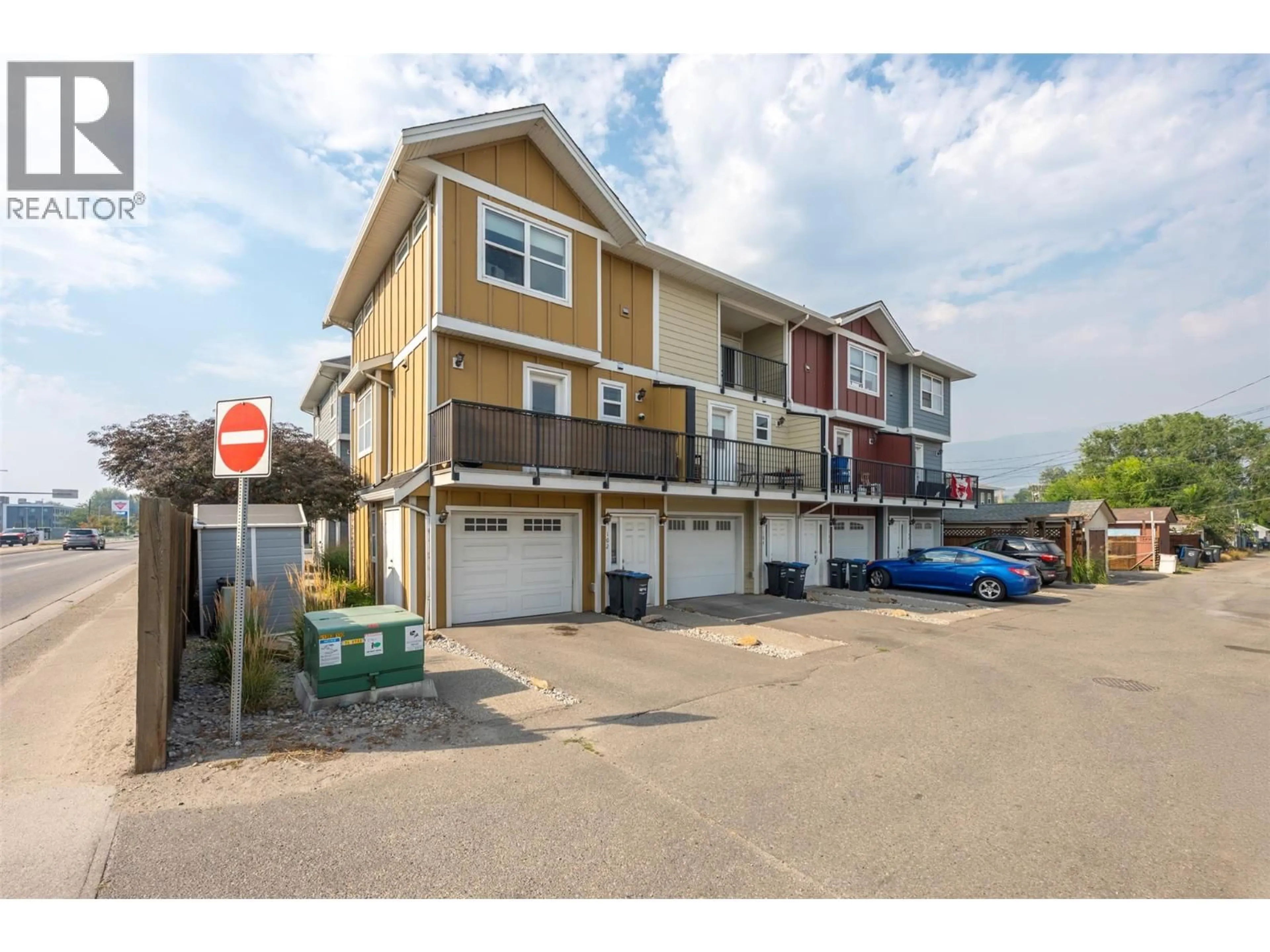 Unknown for 102 - 707 REVELSTOKE AVENUE, Penticton British Columbia V2A2J1