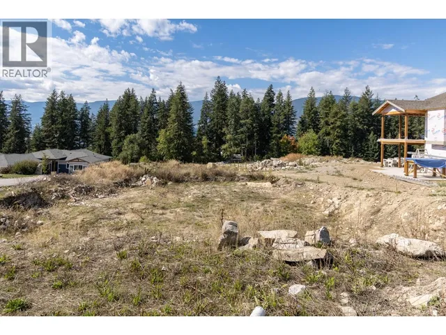 4160 20 STREET NORTHEAST, Salmon Arm 4