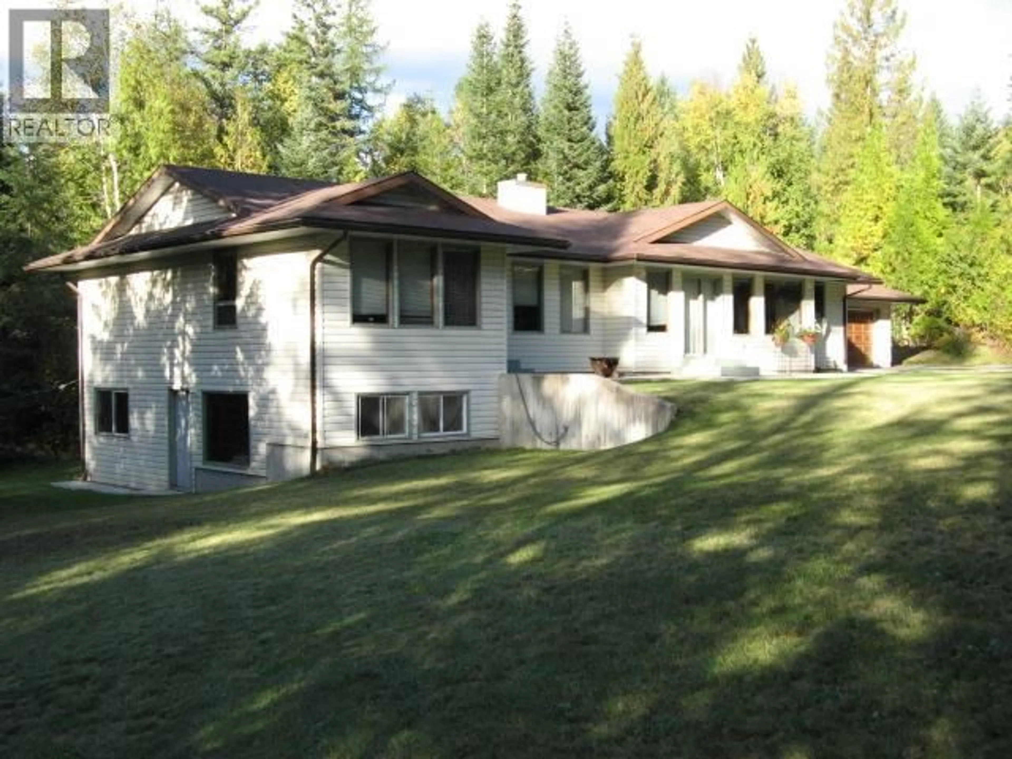 Home with vinyl exterior material, unknown for 1070 WEBB ROAD, South Slocan British Columbia V0G2G0