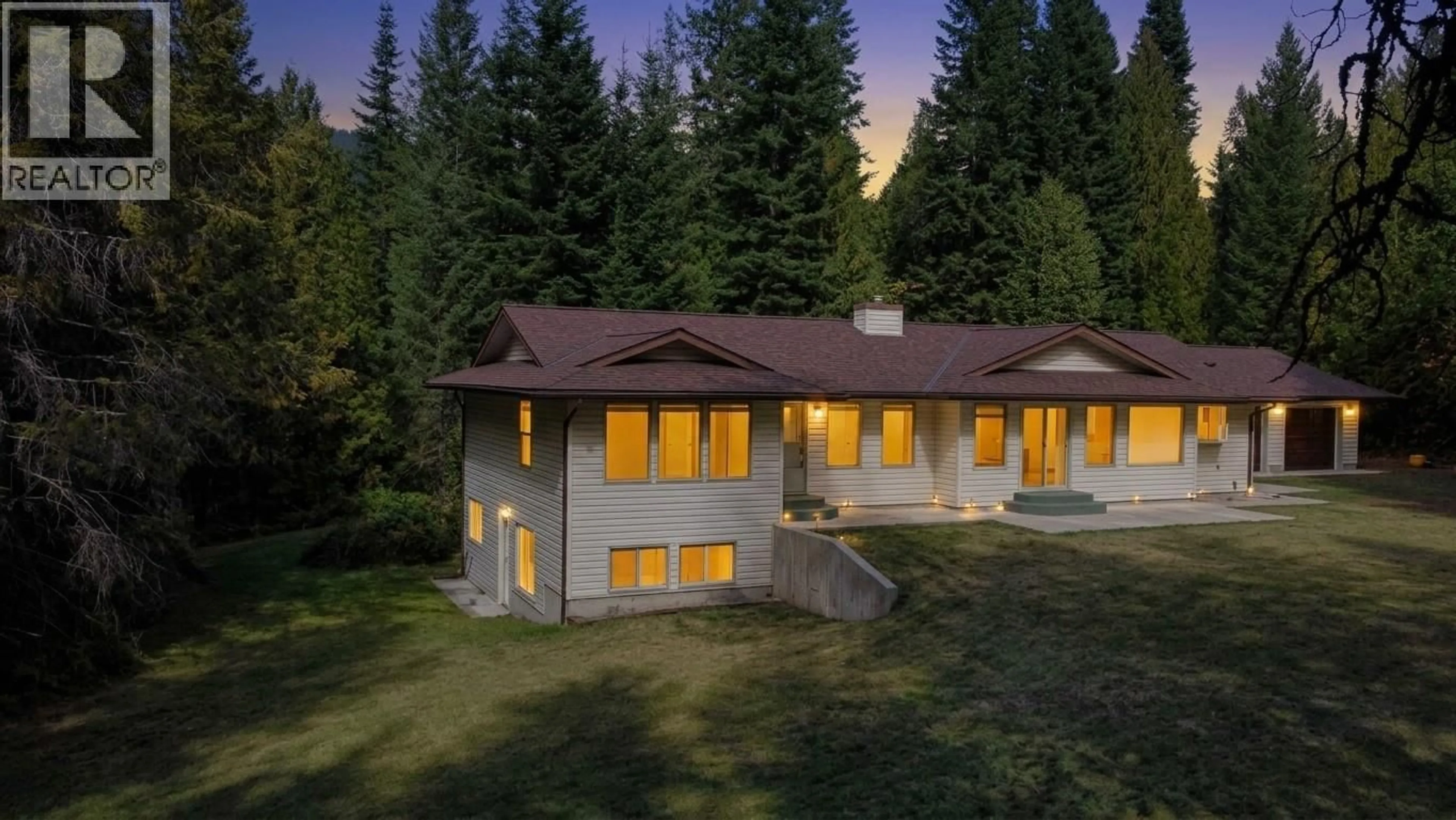A pic from outside/outdoor area/front of a property/back of a property/a pic from drone, mountain view for 1070 WEBB ROAD, South Slocan British Columbia V0G2G0