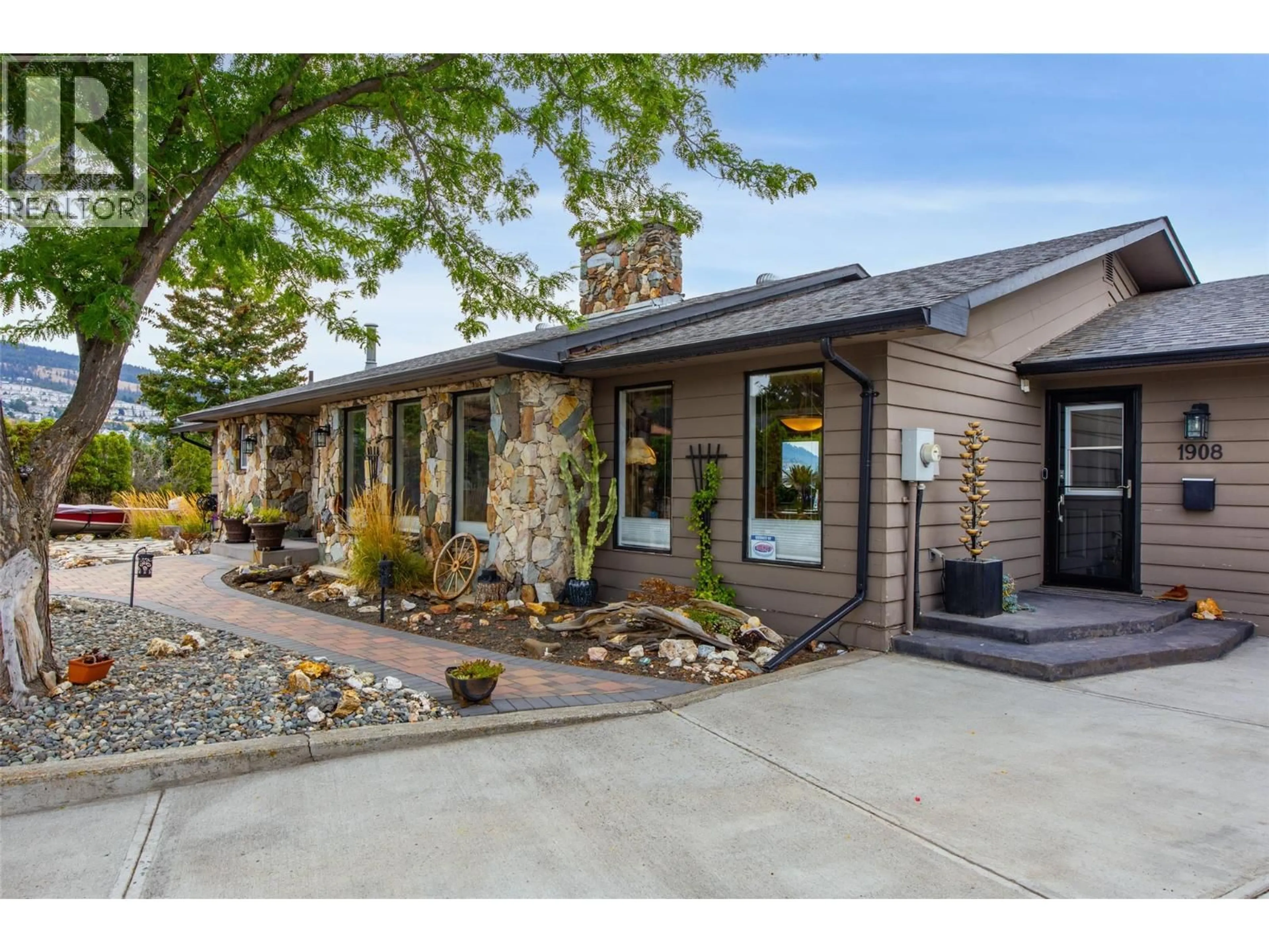 Unknown for 1908 GLENCOE PLACE, Kamloops British Columbia V2E1K5