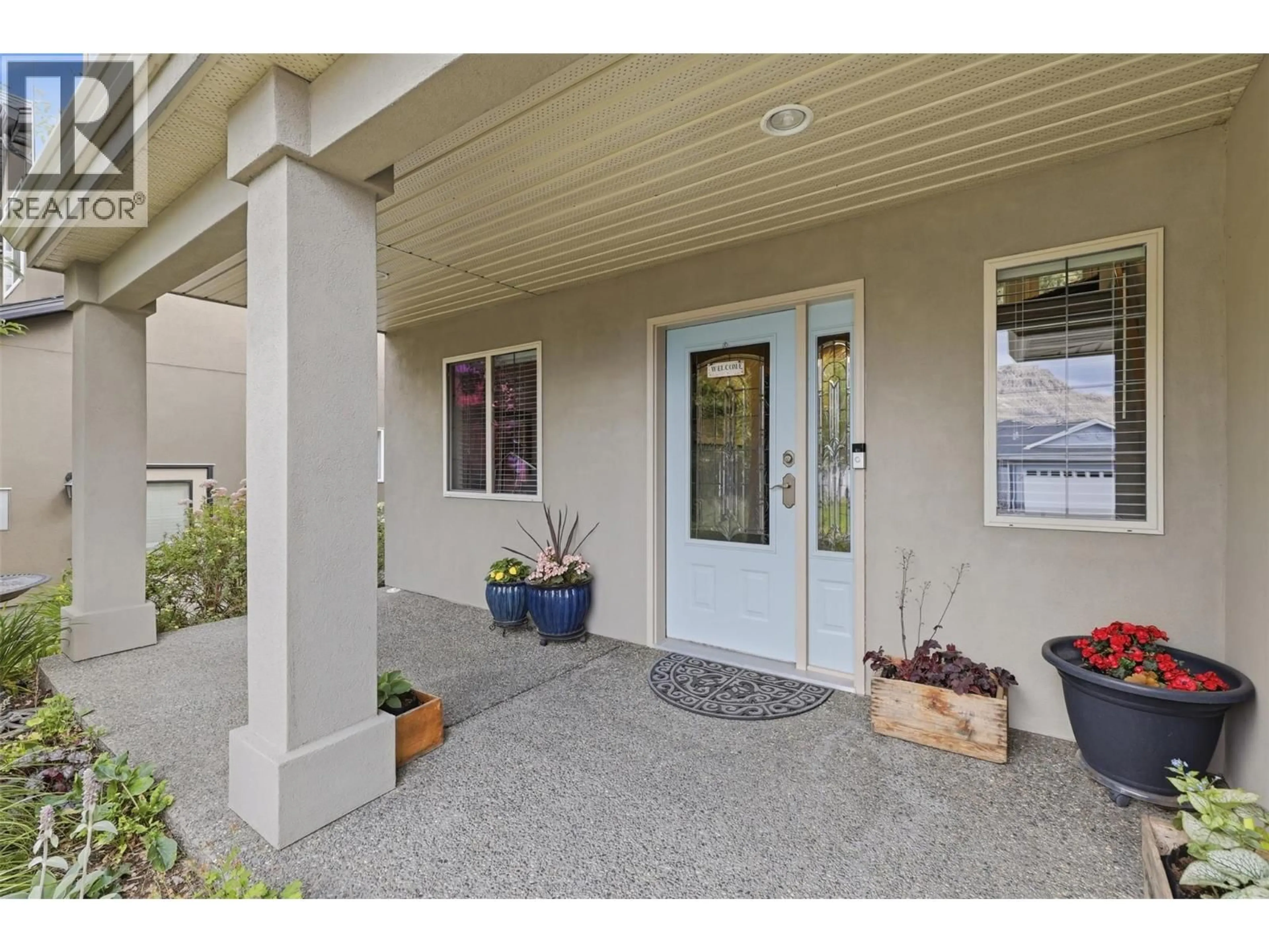 Indoor entryway for 25 - 1651 VALLEYVIEW DRIVE, Kamloops British Columbia V2C0A4