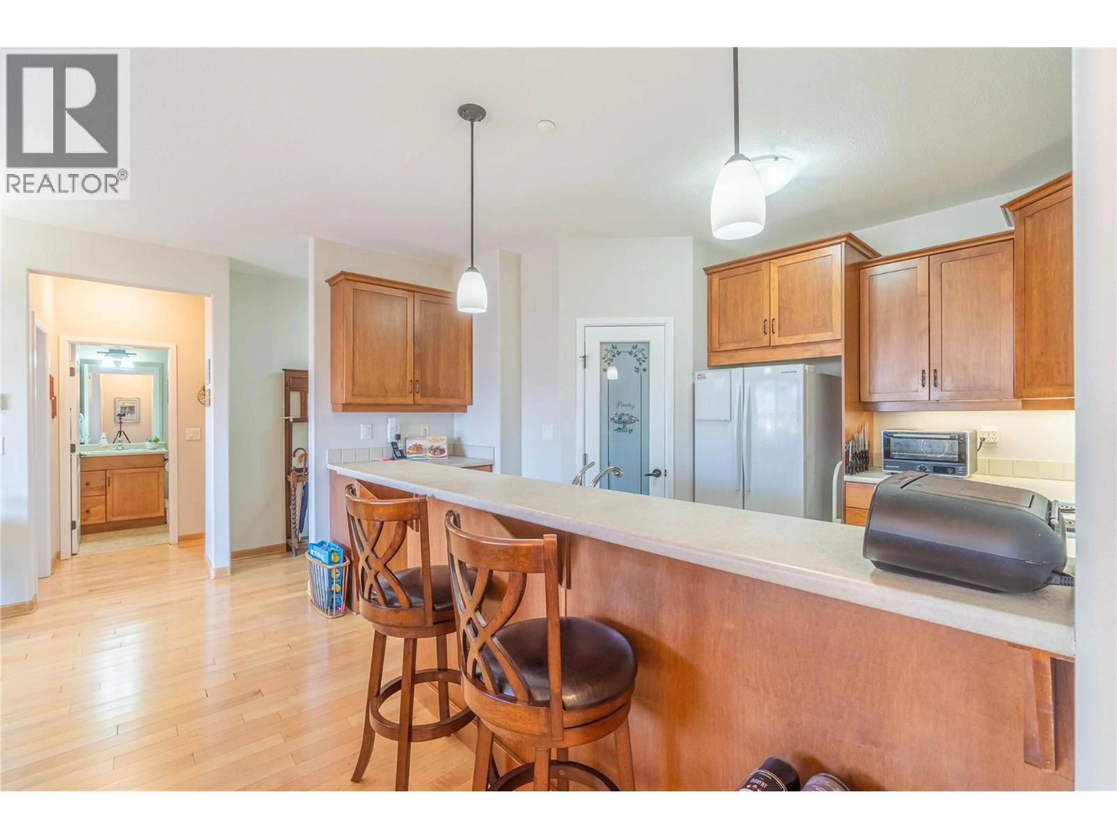 Open concept kitchen, unknown for 307 - 550 LORNE STREET, Kamloops British Columbia V2C1W3
