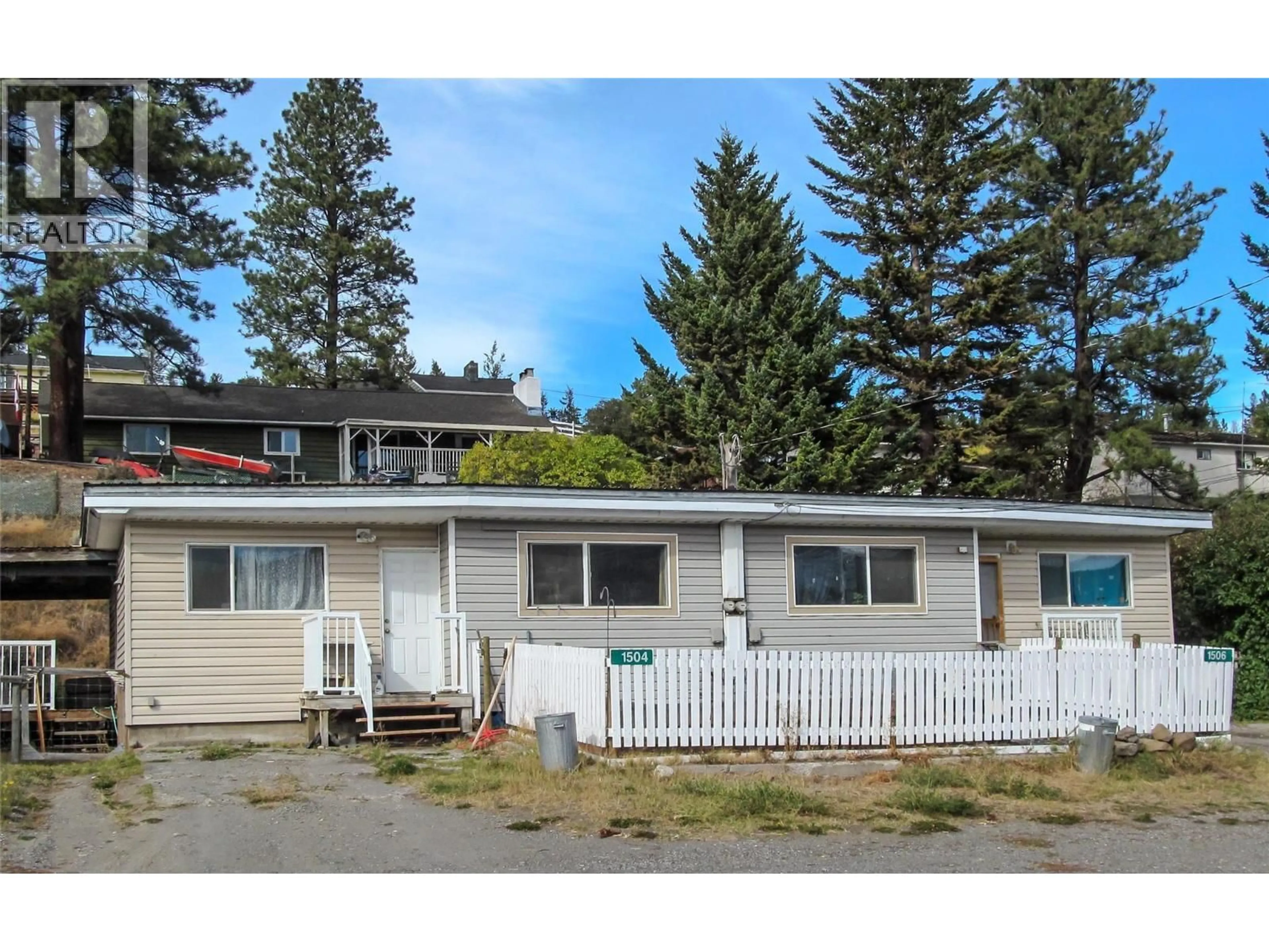 Home with vinyl exterior material, unknown for 1504 CARSON STREET, Clinton British Columbia V0K1K0