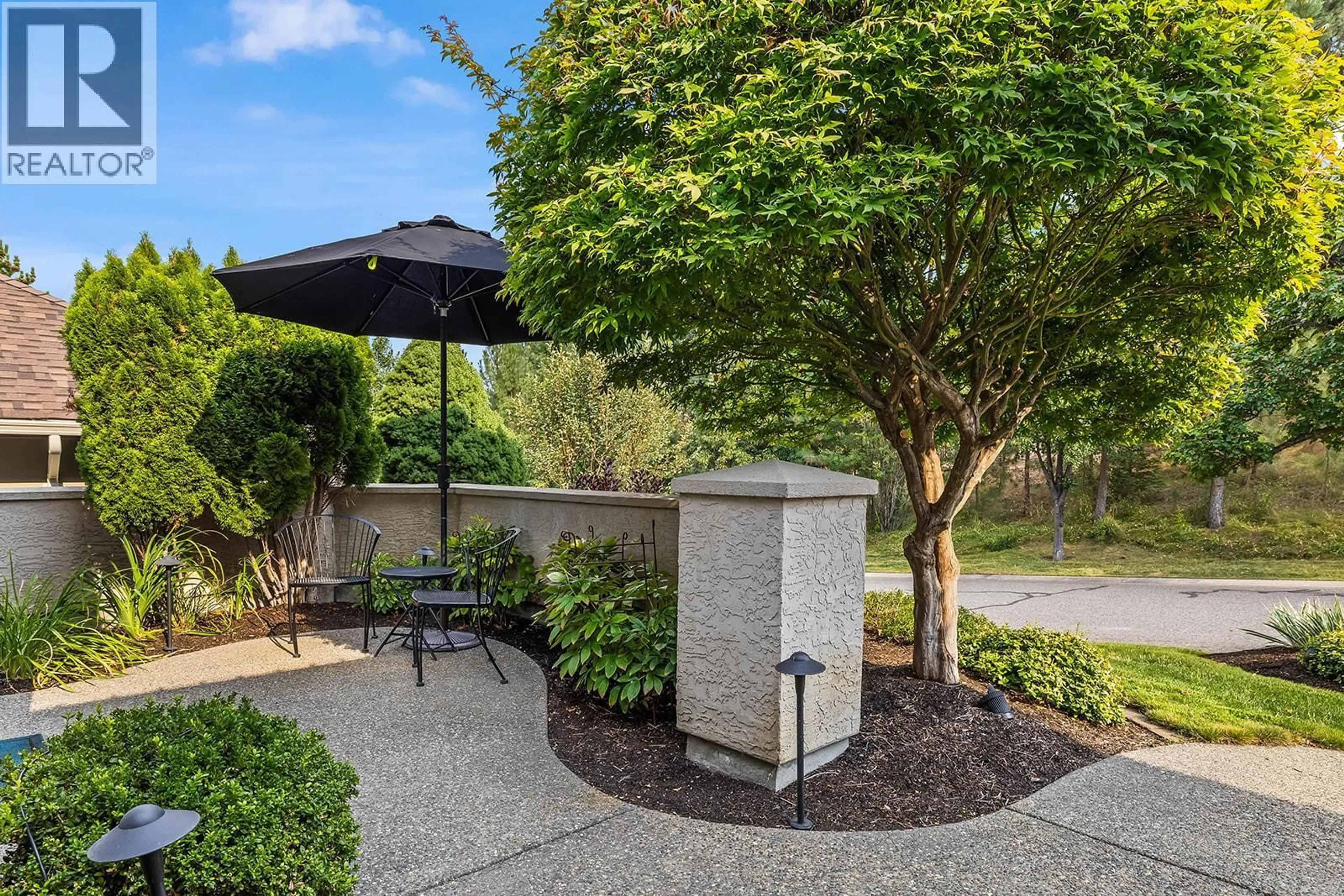 Patio, street for 4125 GALLAGHERS PARKLAND DRIVE, Kelowna British Columbia V1W3Z8