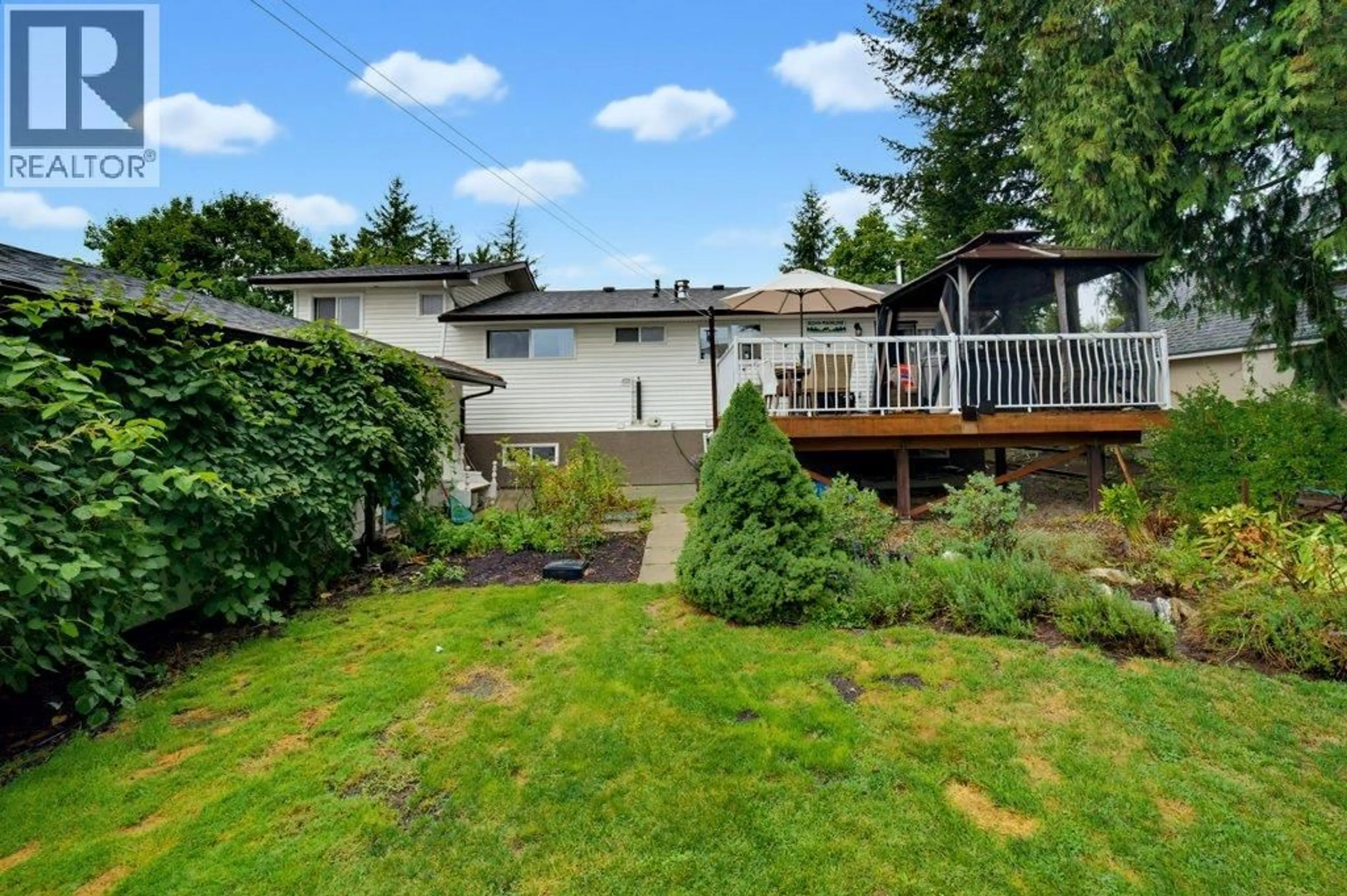 A pic from outside/outdoor area/front of a property/back of a property/a pic from drone, unknown for 1910 30 STREET SOUTHEAST, Salmon Arm British Columbia V1E2E6