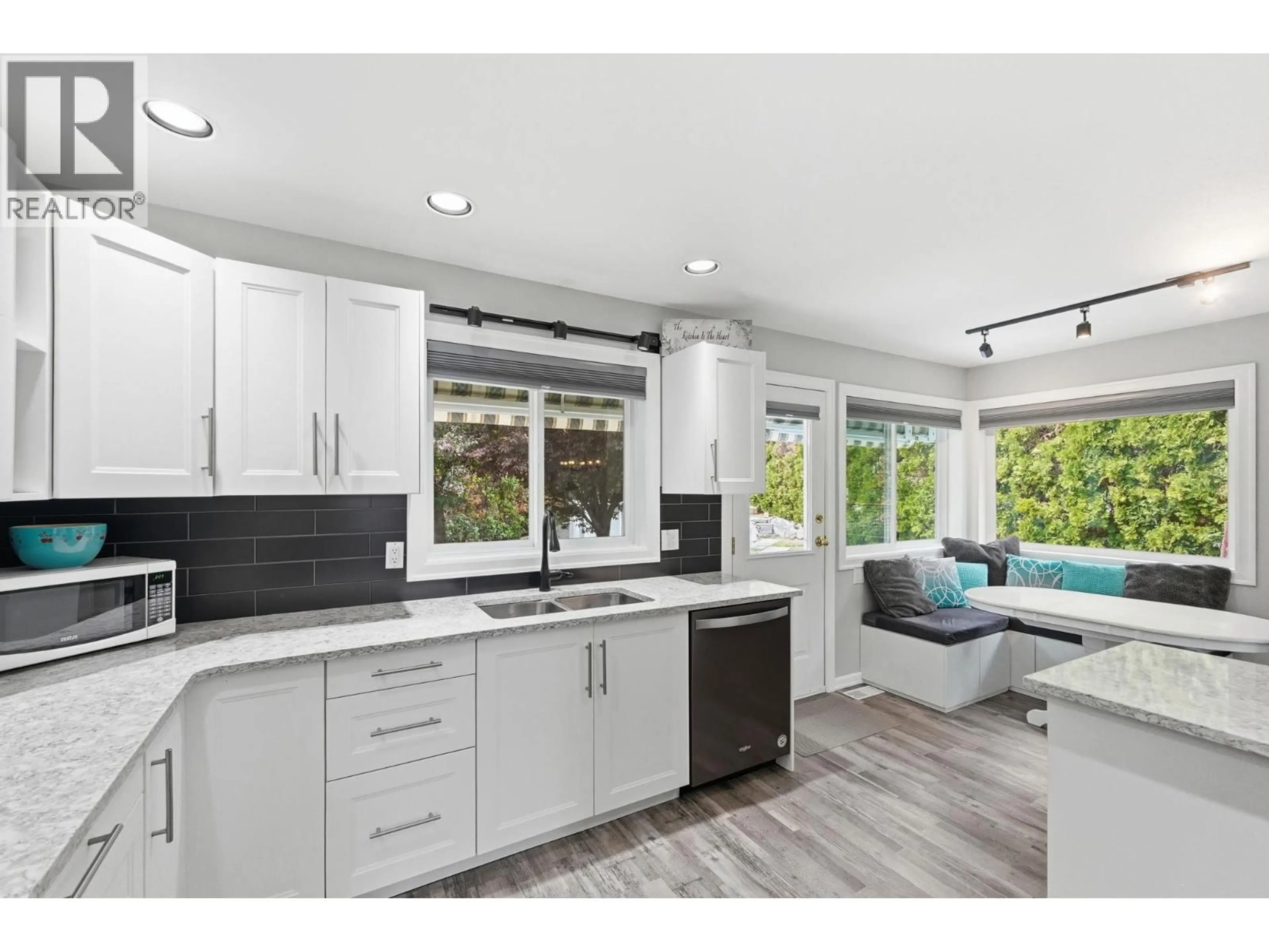Open concept kitchen, unknown for 5978 NESS COURT, Oliver British Columbia V0H1T0