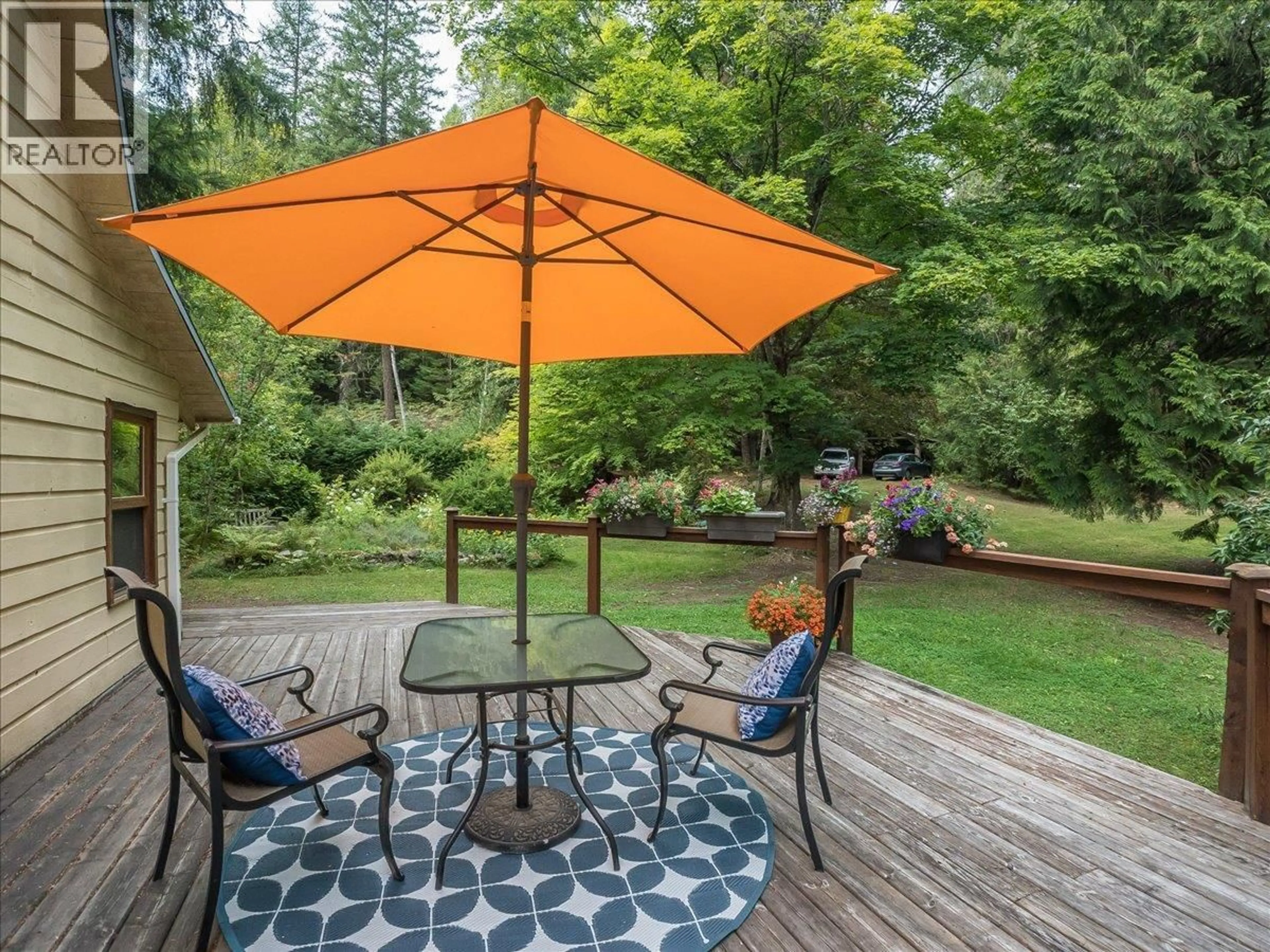 Patio, water/lake/river/ocean view for 7720 AVIS ROAD, Winlaw British Columbia V0G2J0