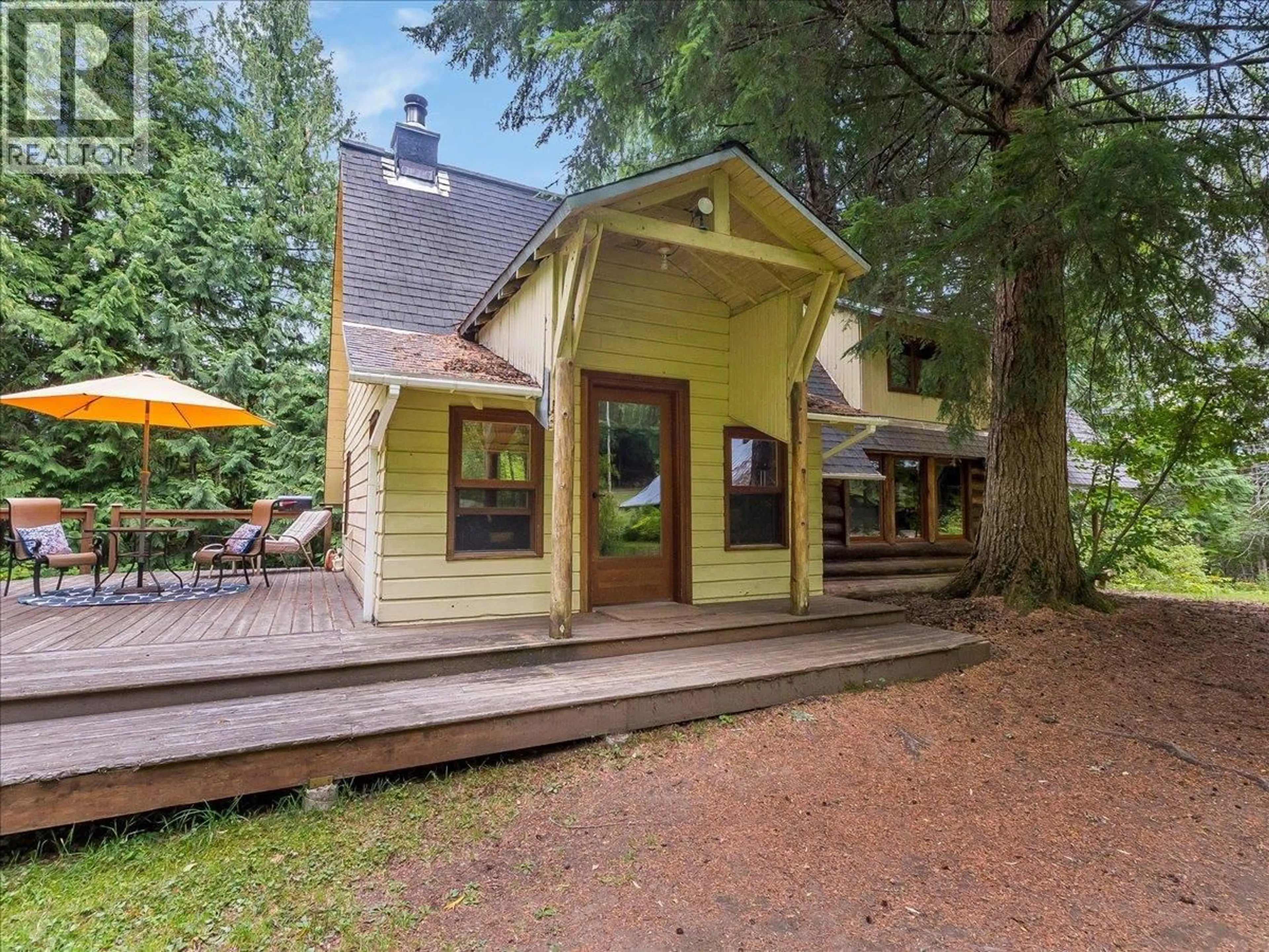 Patio, unknown for 7720 AVIS ROAD, Winlaw British Columbia V0G2J0