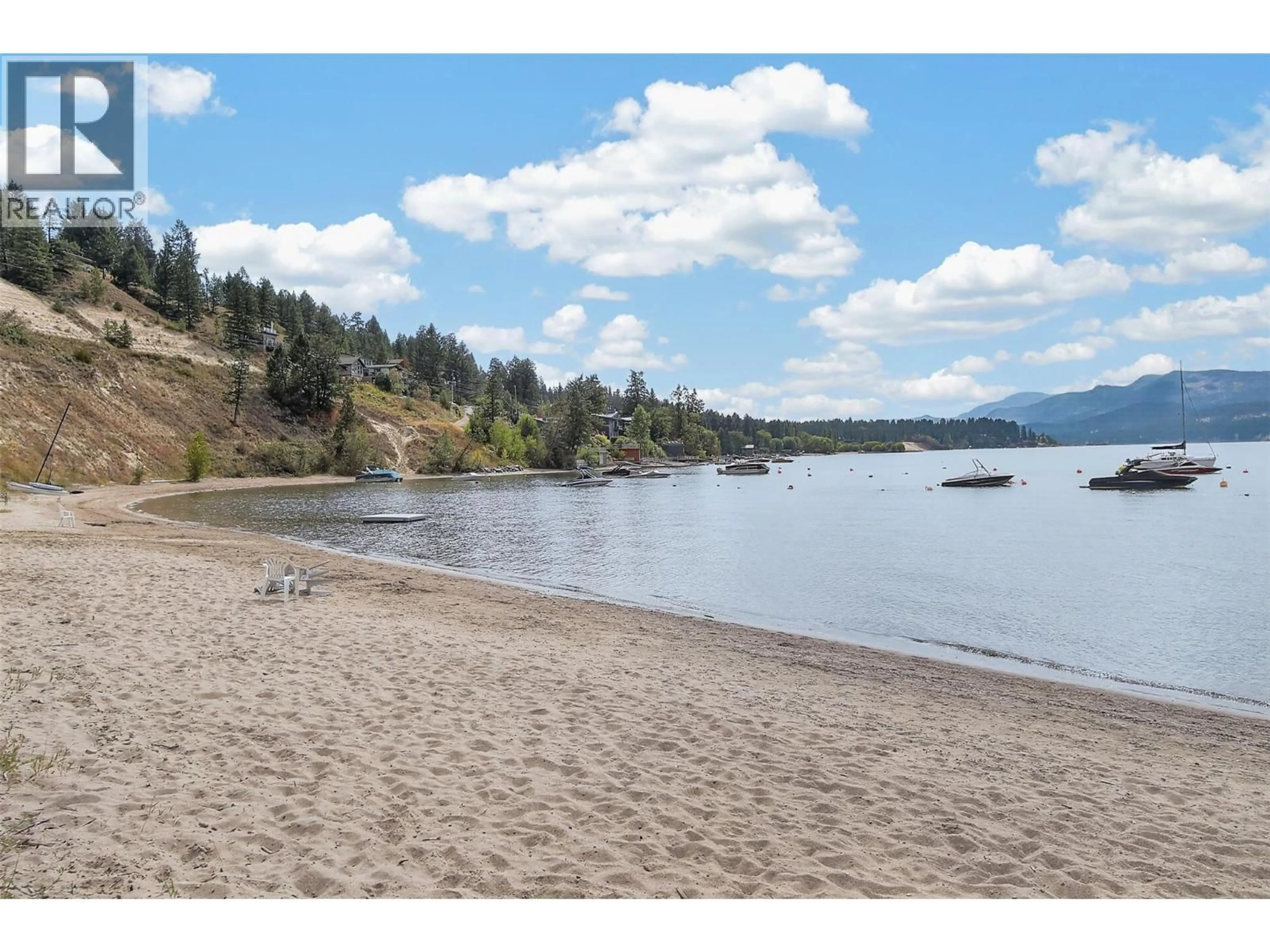 Blurry image for 51 - 4926 TIMBER RIDGE ROAD, Windermere British Columbia V0A1K3