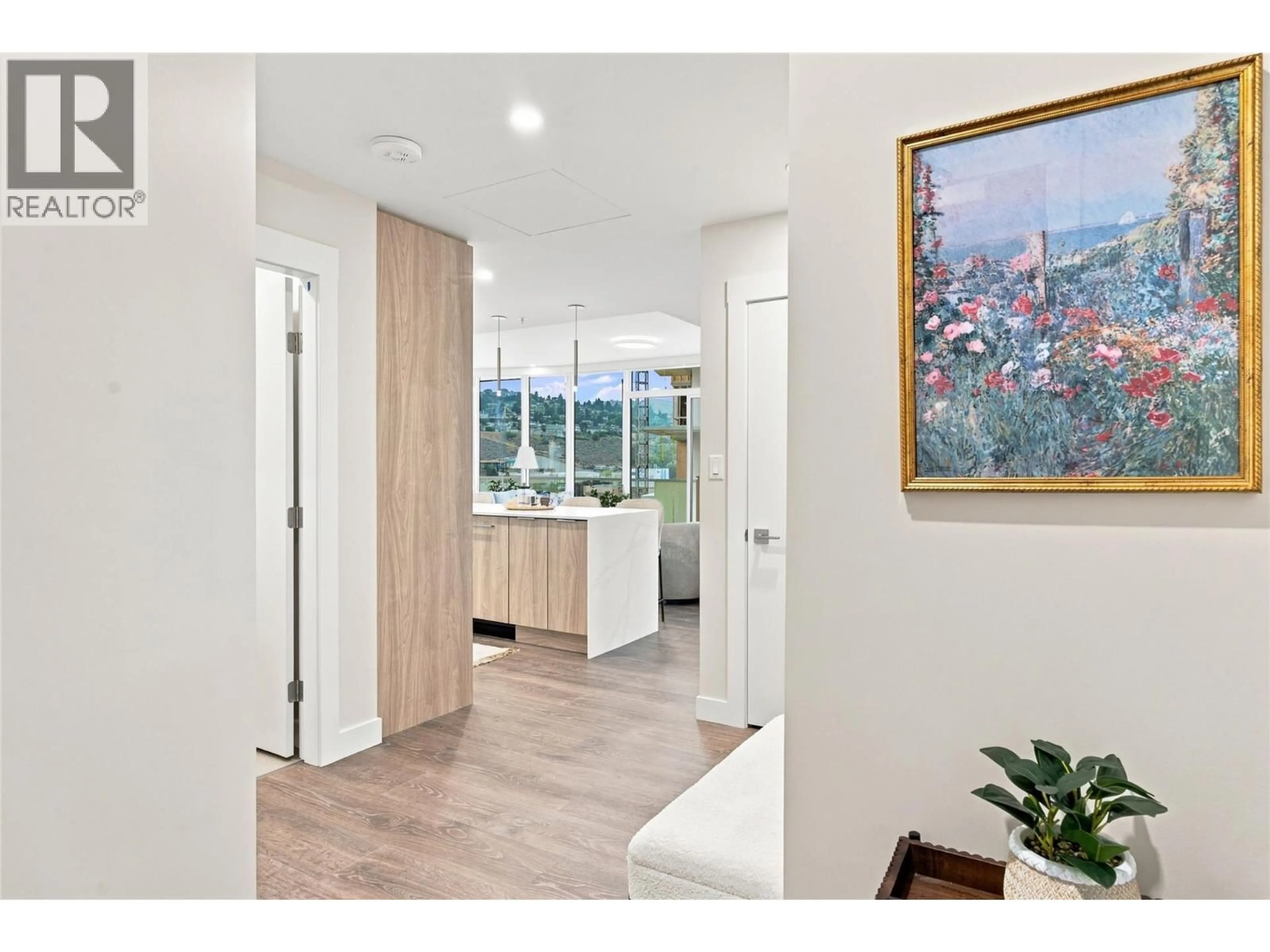 Indoor entryway for 1202 - 460 NICOLA STREET, Kamloops British Columbia V2C0N2