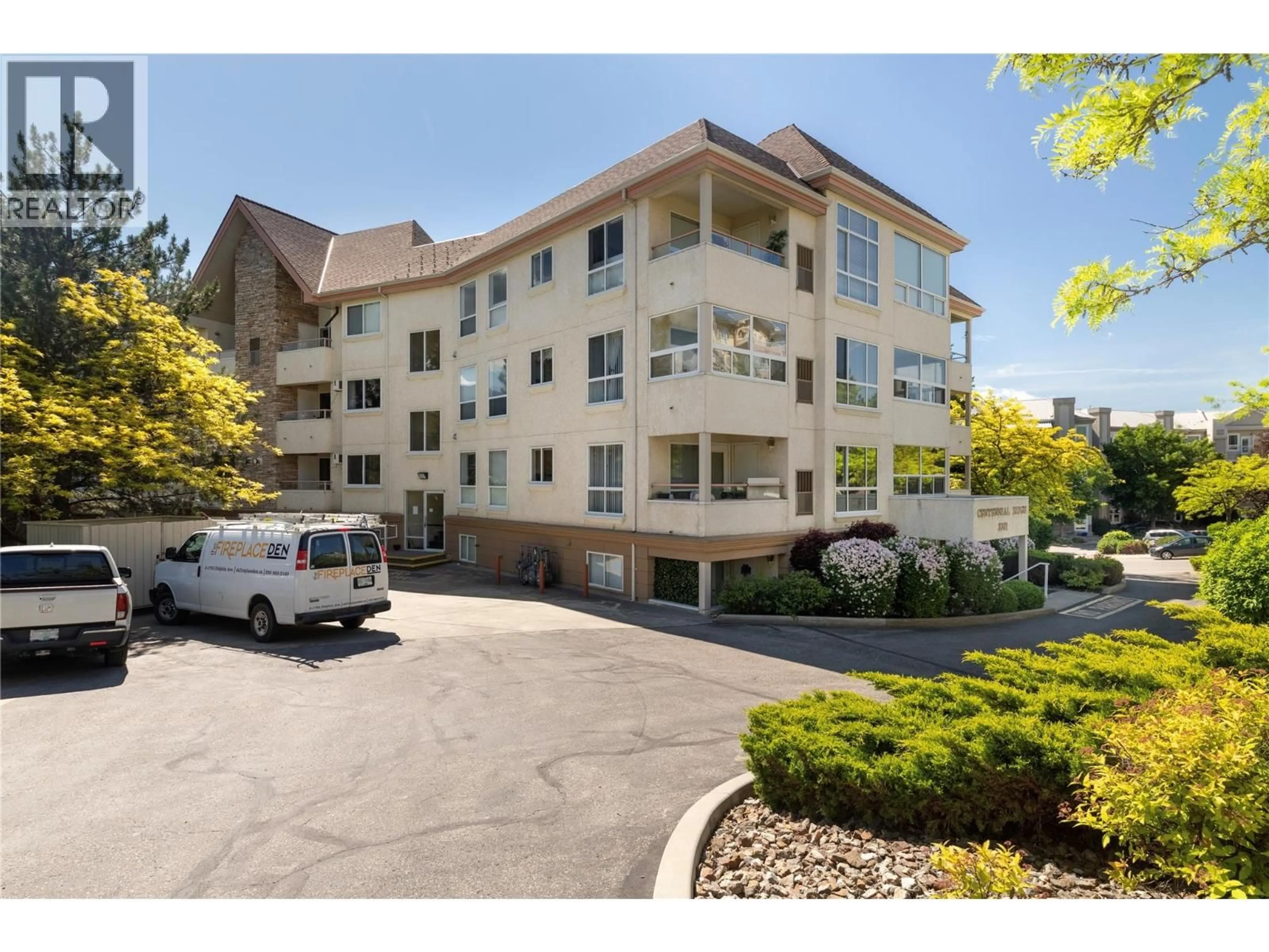 A pic from outside/outdoor area/front of a property/back of a property/a pic from drone, street for 407 - 3301 CENTENNIAL DRIVE, Vernon British Columbia V1T2T8
