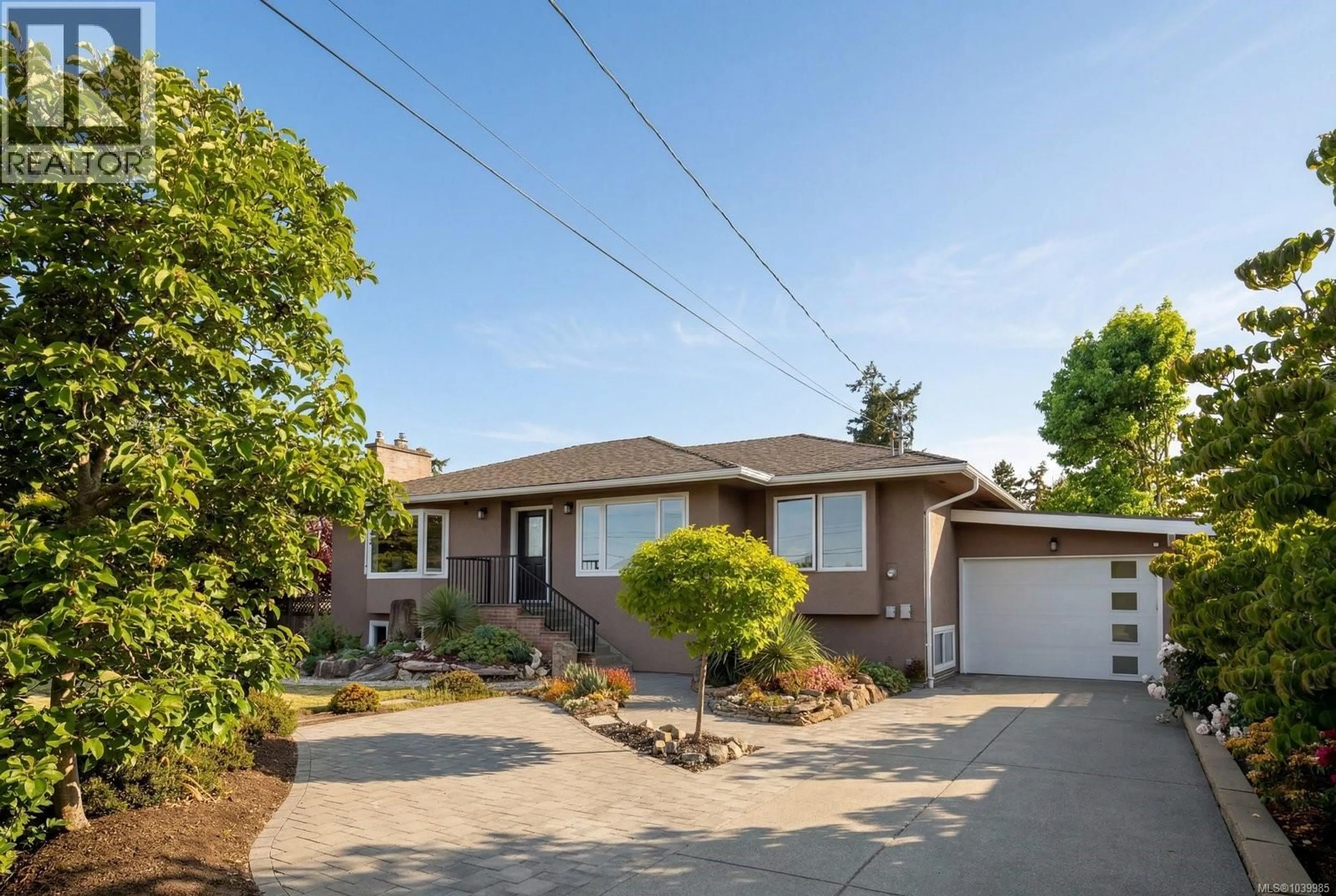 Home with vinyl exterior material, street for 10192 WILDFLOWER PLACE, Sidney British Columbia V8L3R4