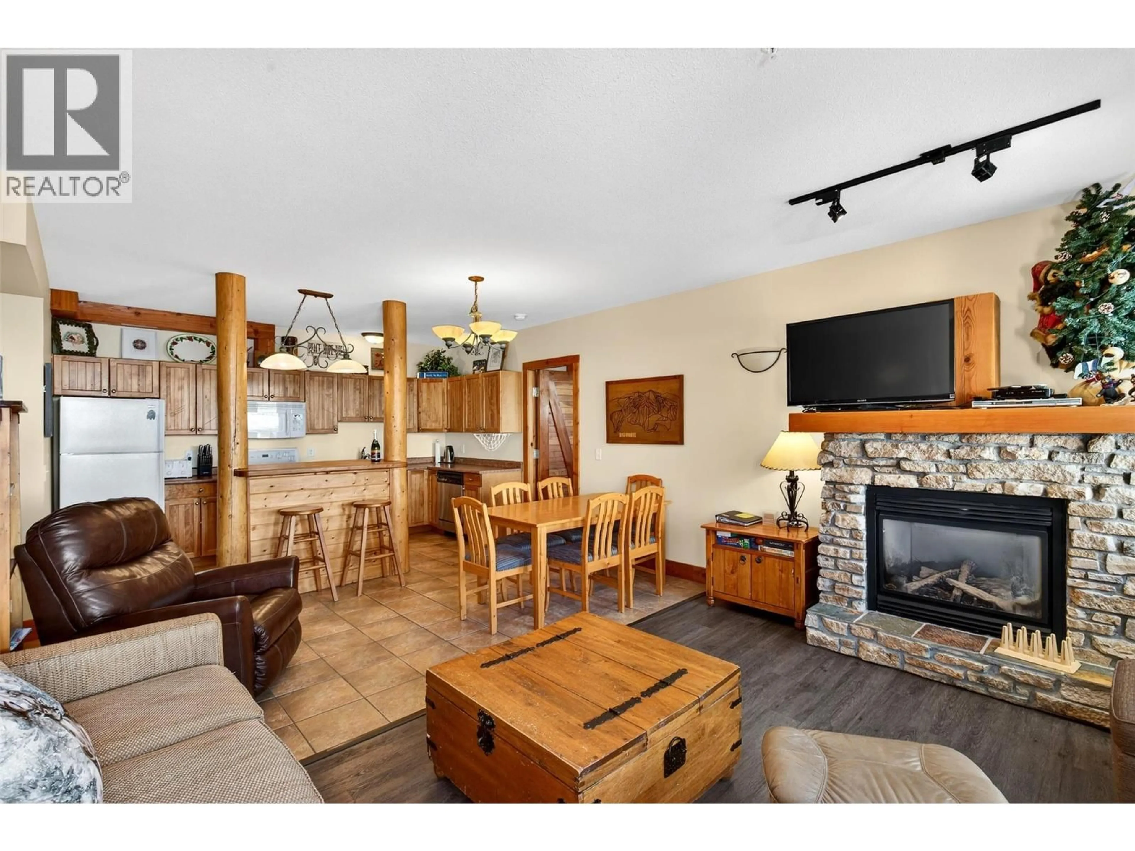 Open concept kitchen, unknown for 201 - 295 RAVEN RIDGE ROAD, Big White British Columbia V1X4X5