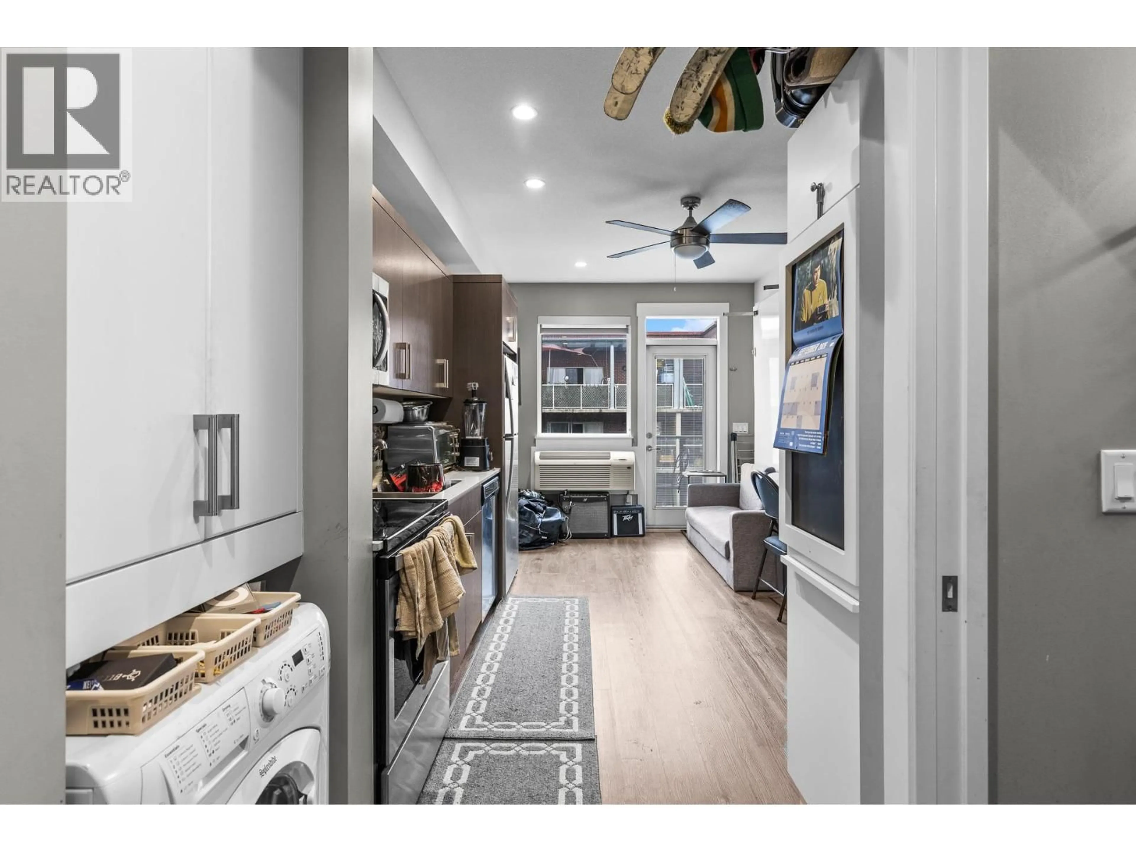 Unknown for 618 - 925 LEON AVENUE, Kelowna British Columbia V1Y0E5