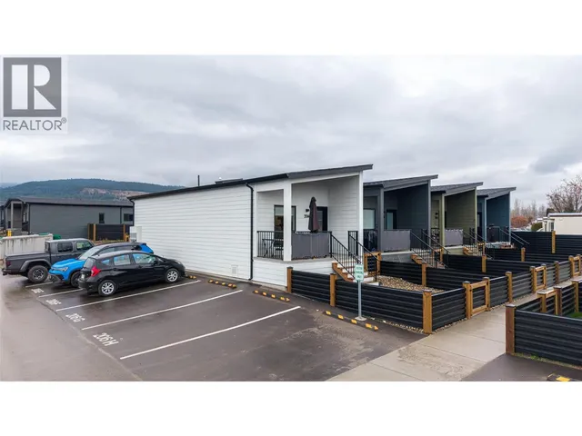 206E - 8900 JIM BAILEY ROAD, Kelowna 3