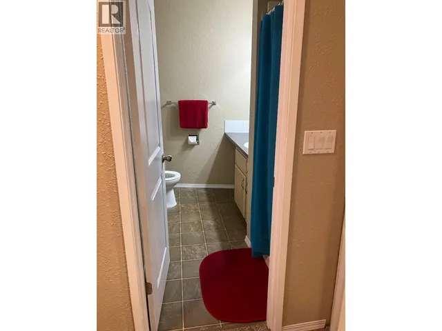 401 - 555 DALGLEISH DRIVE, Kamloops 4