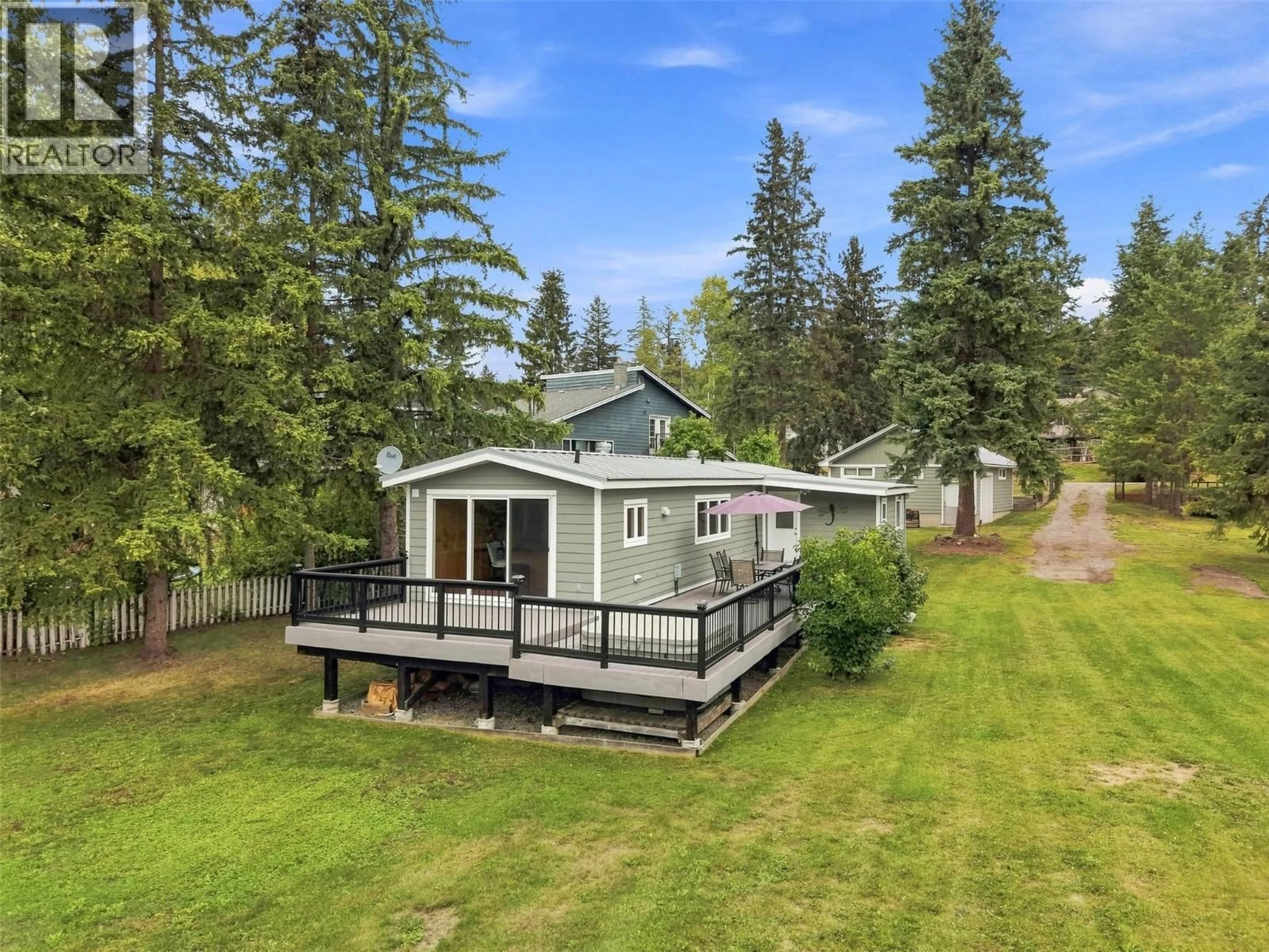 A pic from outside/outdoor area/front of a property/back of a property/a pic from drone, water/lake/river/ocean view for 3016 MCCREIGHT ROAD, Kamloops British Columbia V0E3E1