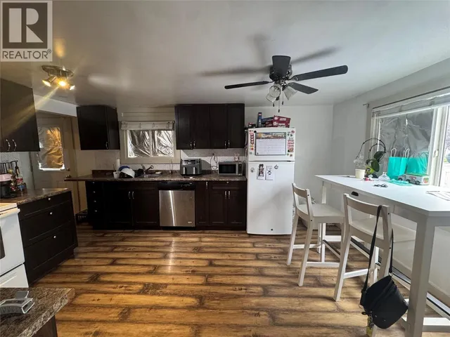 872 107 AVENUE, Dawson Creek 4