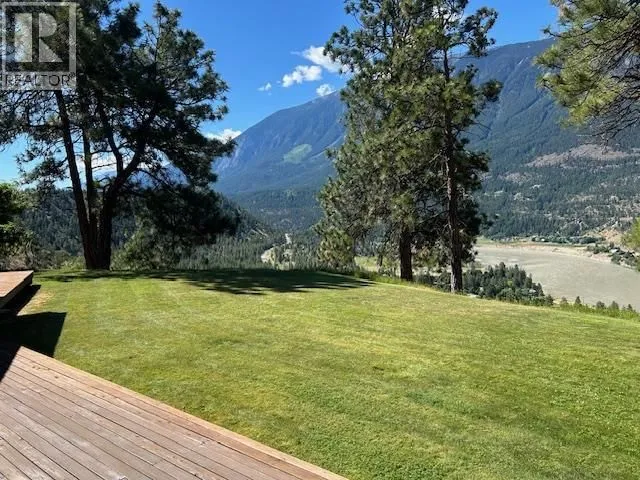 150 PINE RIDGE ROAD, Lillooet 2