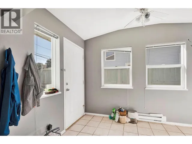 1088 WINDBREAK STREET, Kamloops 4