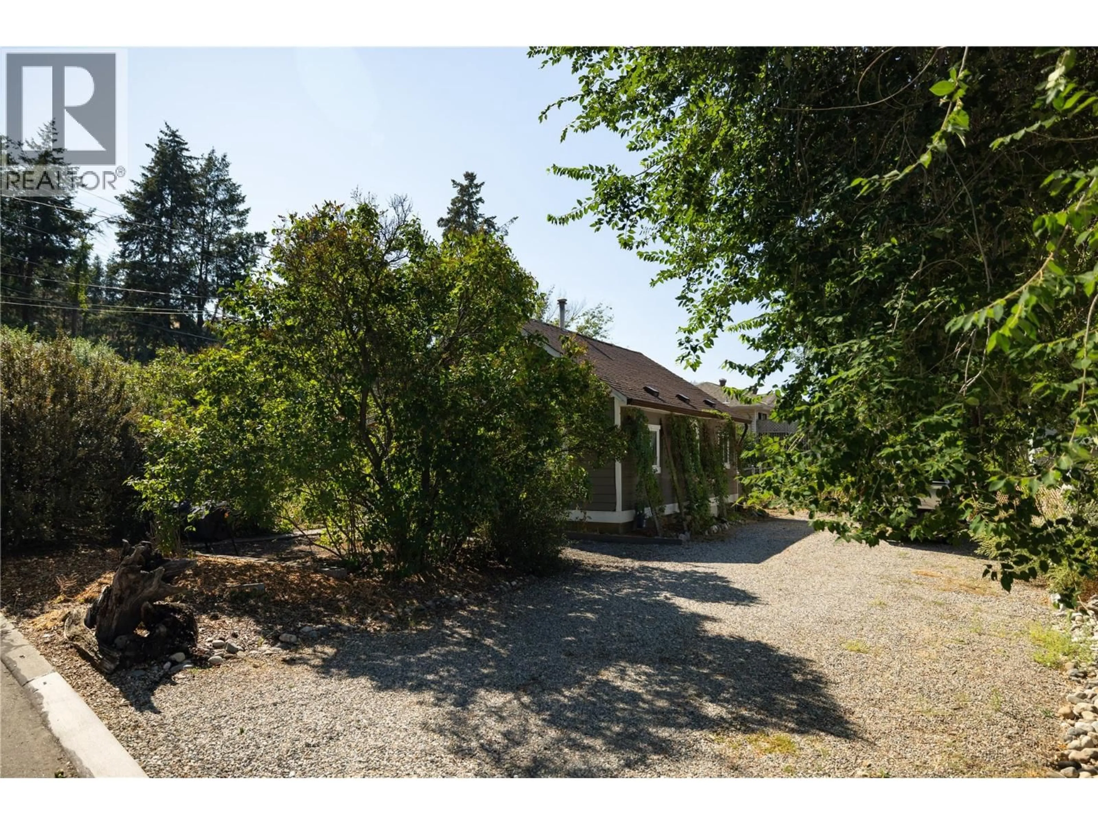 A pic from outside/outdoor area/front of a property/back of a property/a pic from drone, unknown for 4200 14 AVENUE, Vernon British Columbia V1T7R8