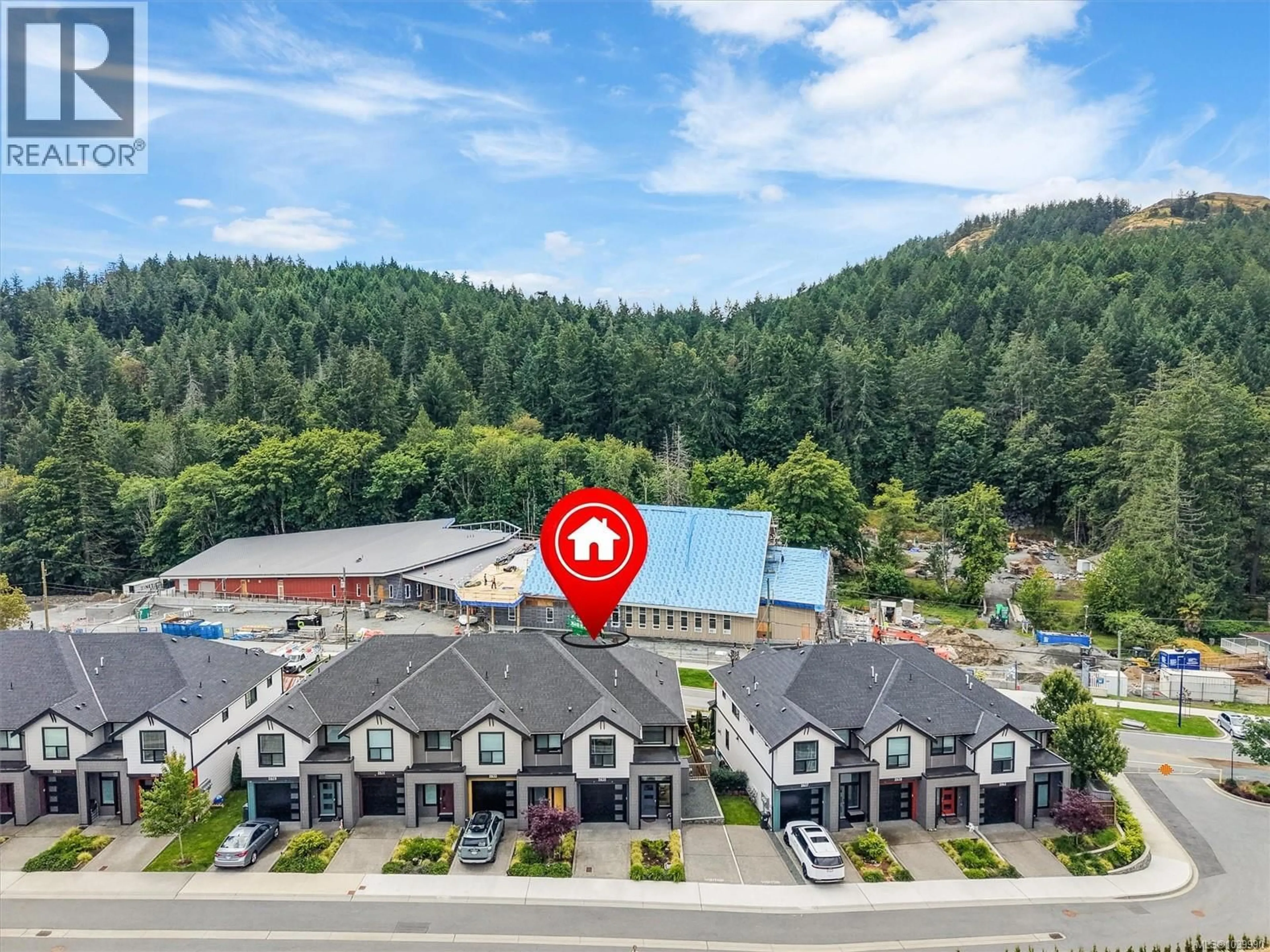 A pic from outside/outdoor area/front of a property/back of a property/a pic from drone, mountain view for 2835 LUNAR COURT, Langford British Columbia V9B4M2