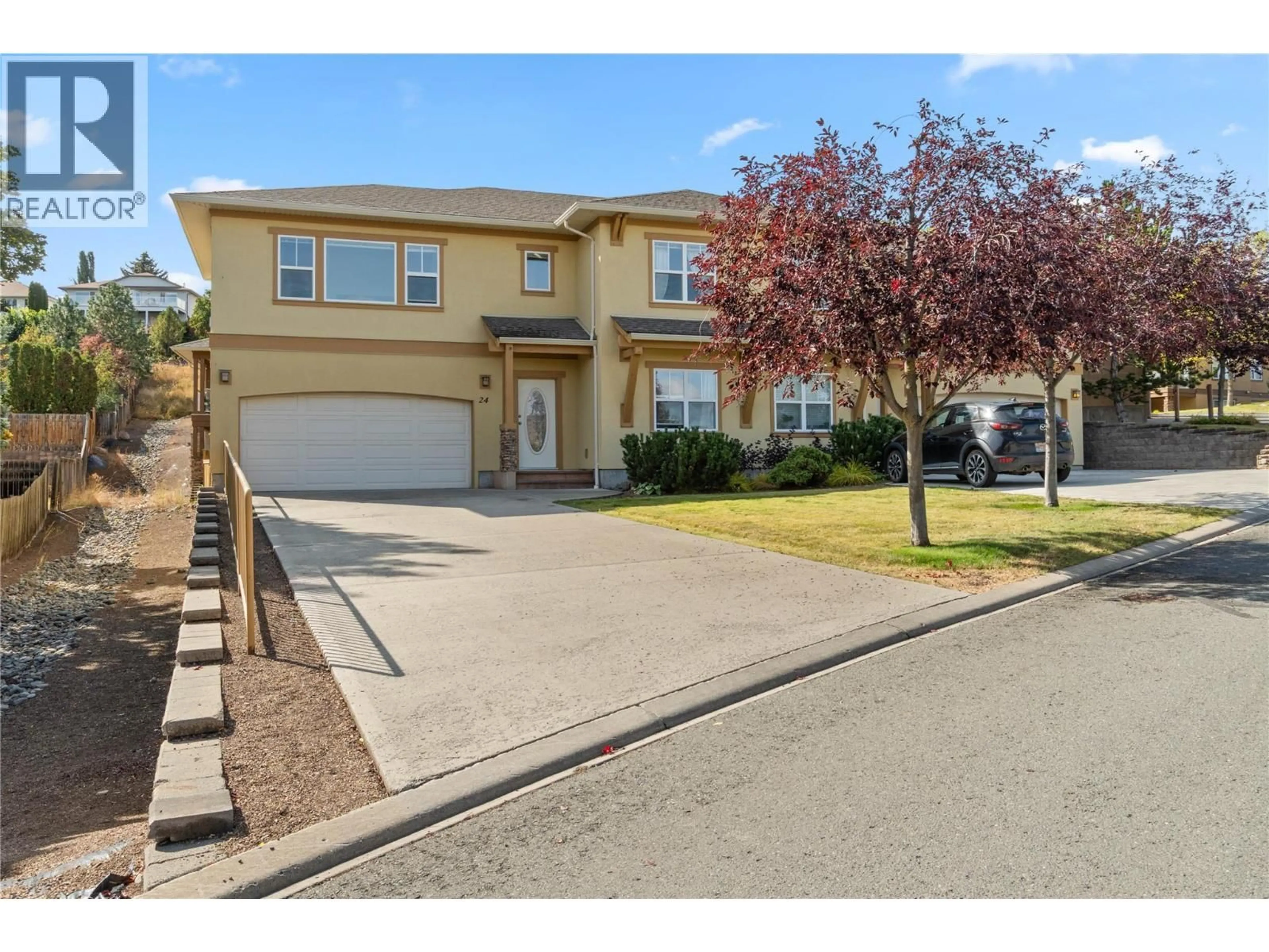 Home with vinyl exterior material, street for 24 - 1055 ABERDEEN DRIVE, Kamloops British Columbia V1S2A7