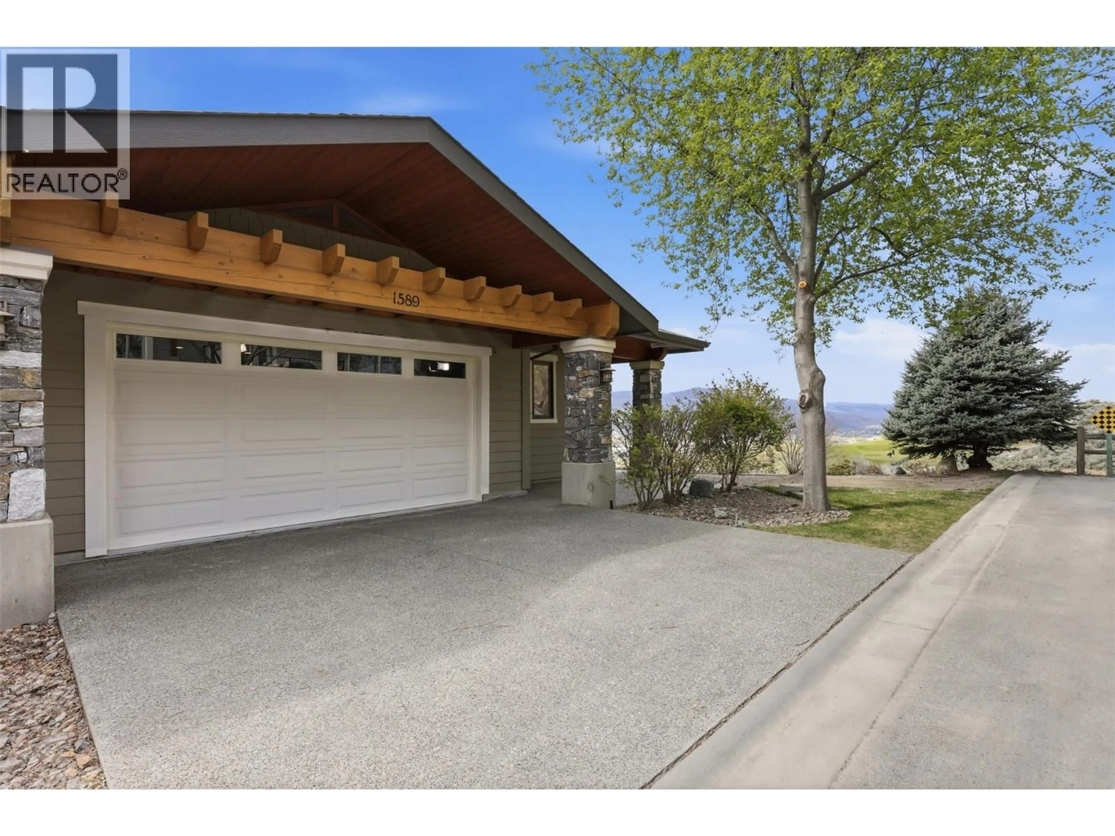 Indoor garage for 1589 GOLF RIDGE DRIVE, Kamloops British Columbia V2H0A5