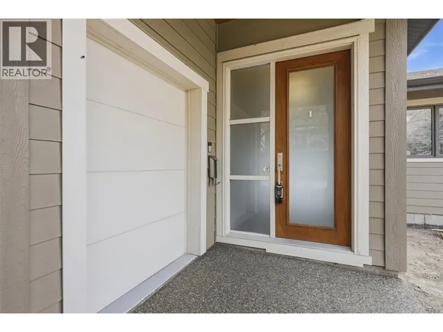 1589 GOLF RIDGE DRIVE, Kamloops 3