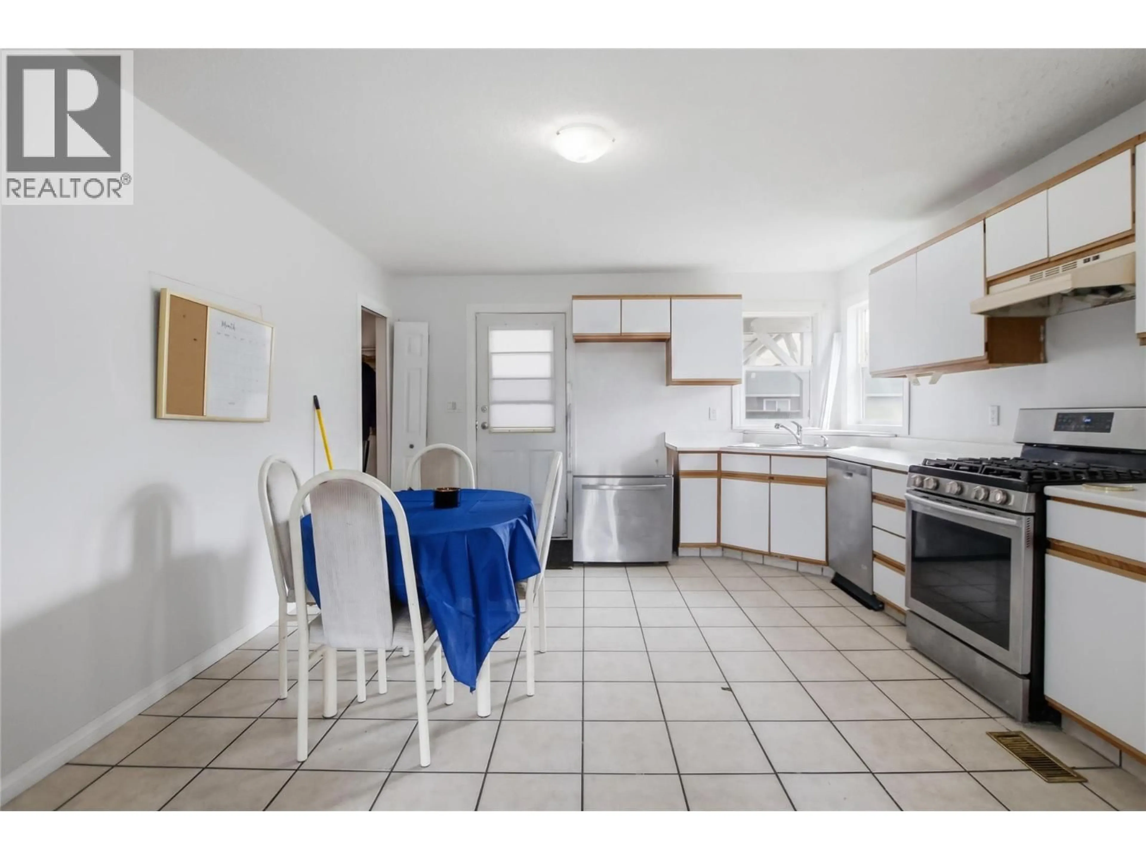 Standard kitchen, ceramic/tile floor for 1636 TRANQUILLE ROAD, Kamloops British Columbia V2B3L4