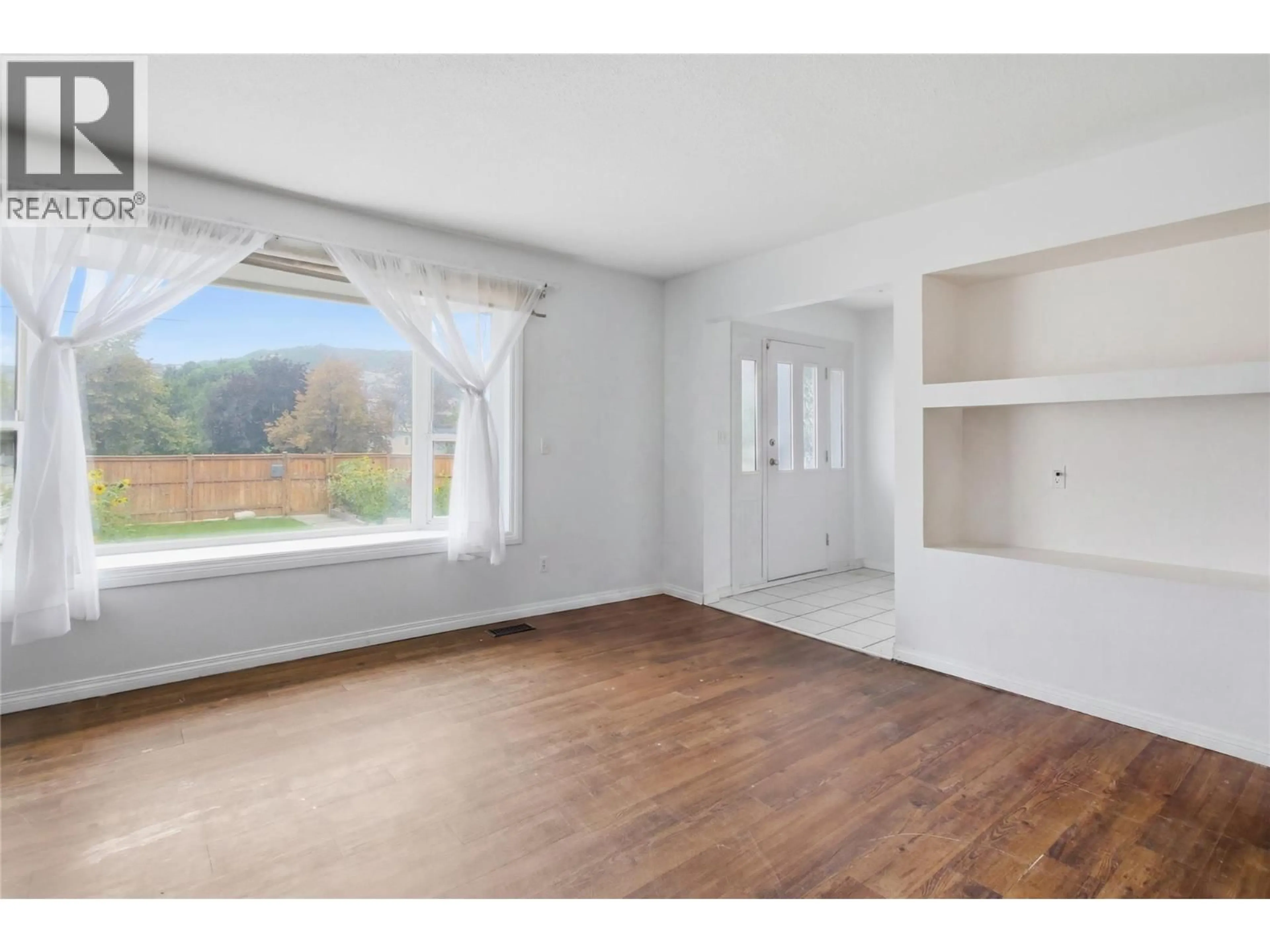A pic of a room for 1636 TRANQUILLE ROAD, Kamloops British Columbia V2B3L4