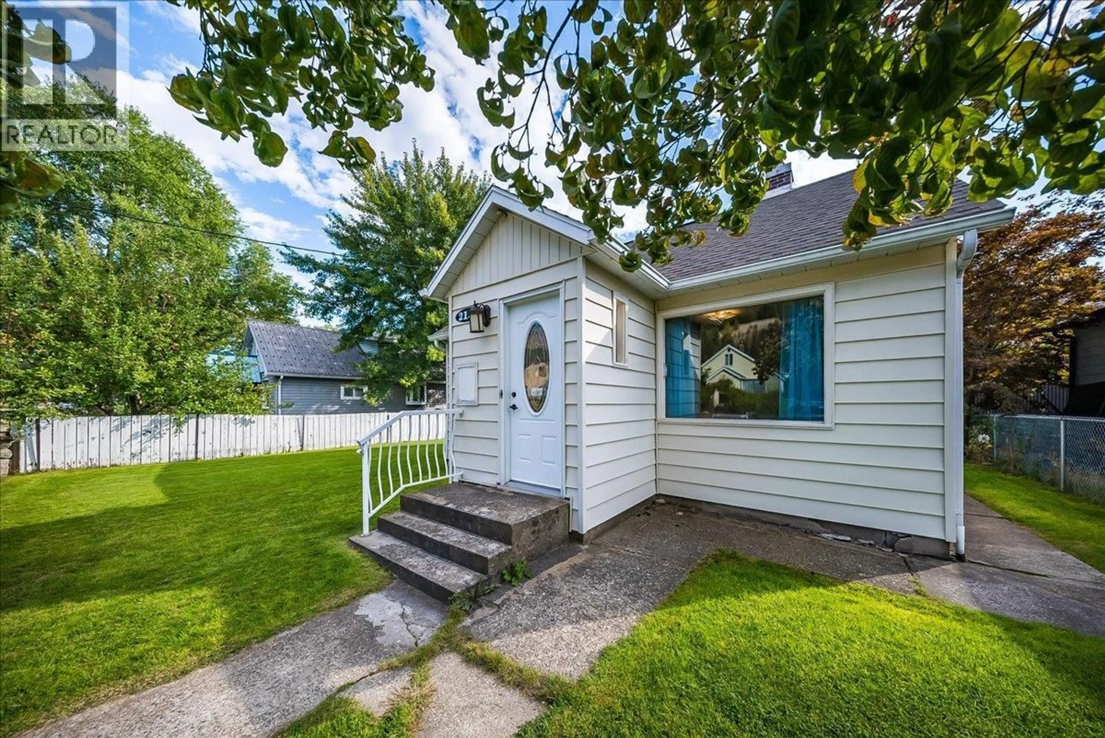 Unknown for 2154 SIXTH AVENUE, Trail British Columbia V1R3B7