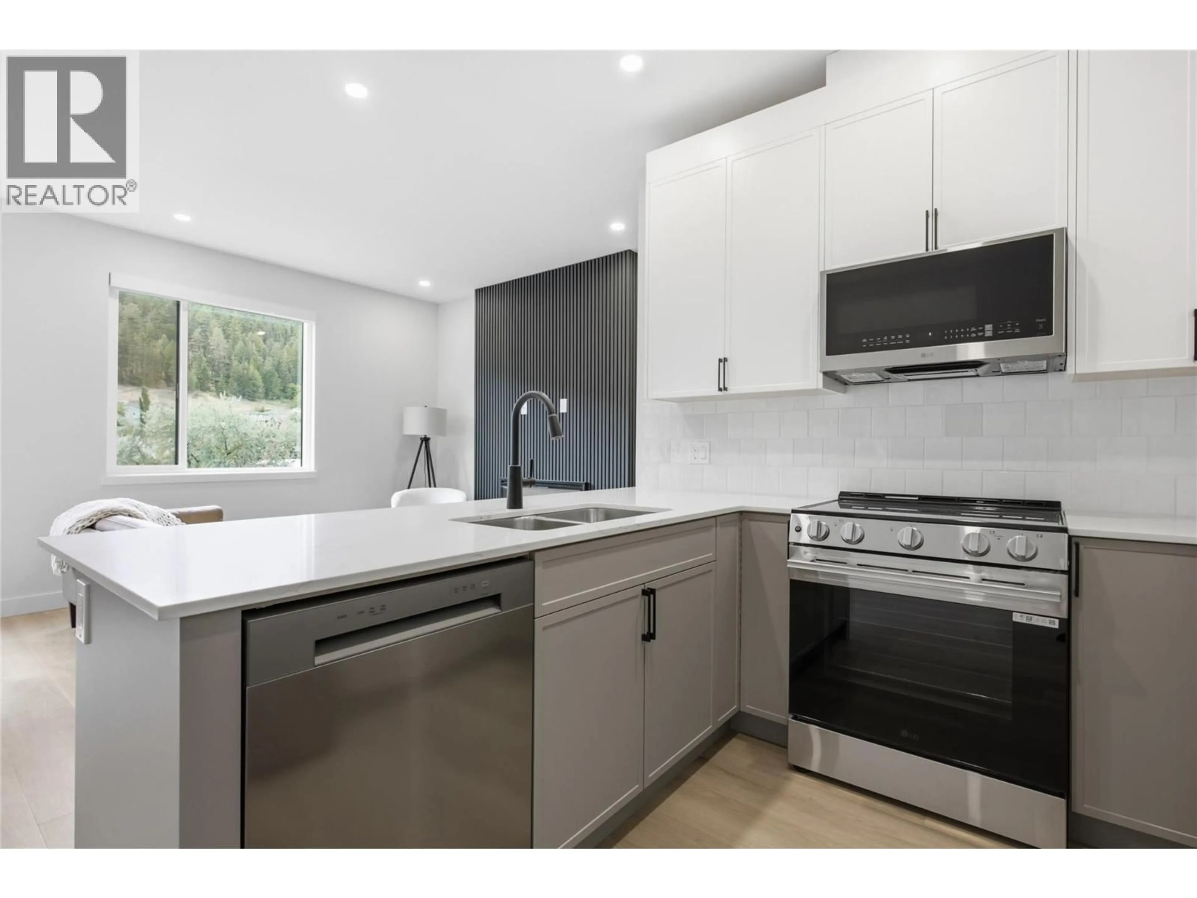 Unknown for 151 - 1940 LODGEPOLE DRIVE, Kamloops British Columbia V1S0G7