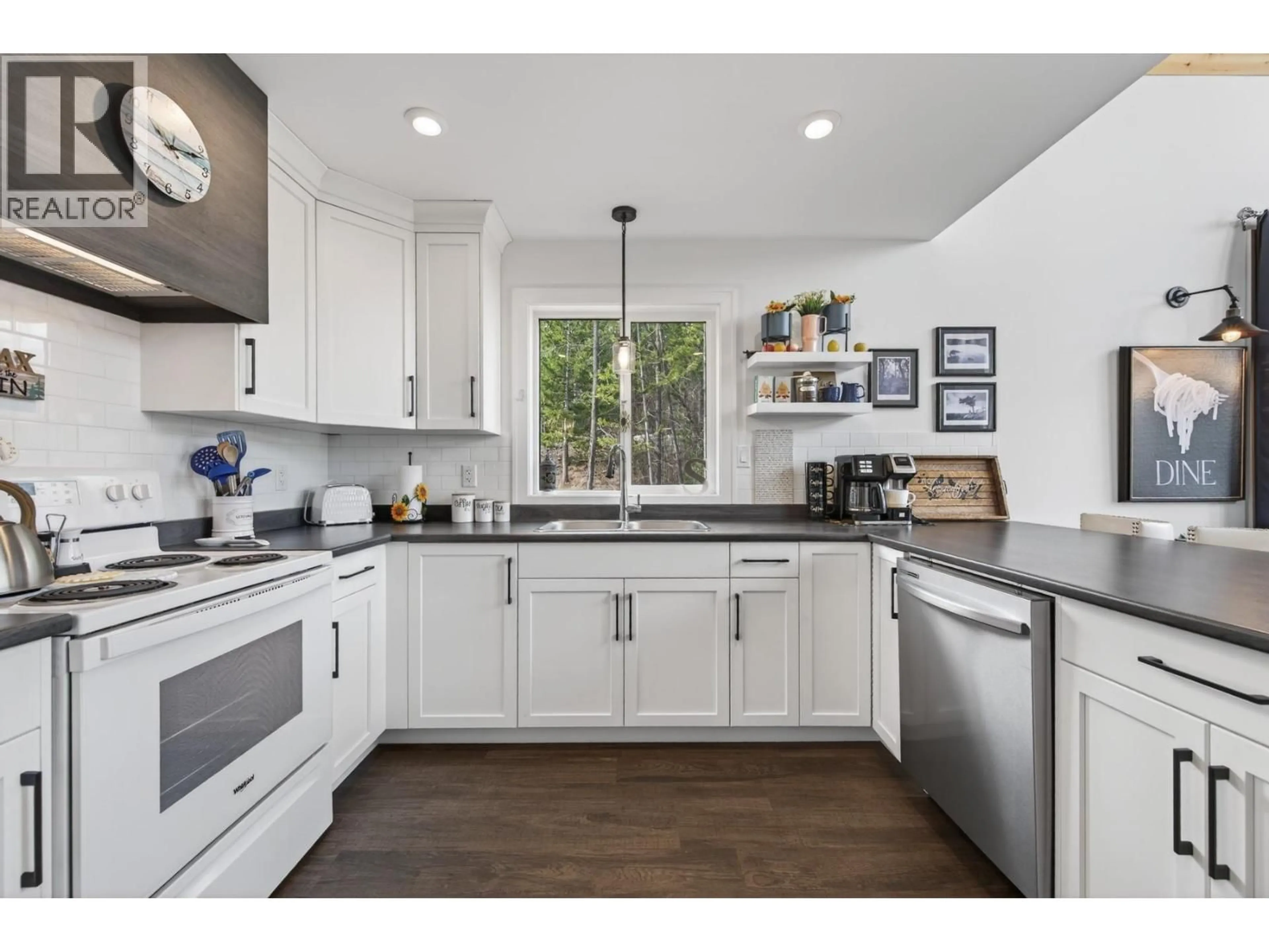 Open concept kitchen, unknown for 1511 COVERT PLACE, Merritt British Columbia V1K1B8