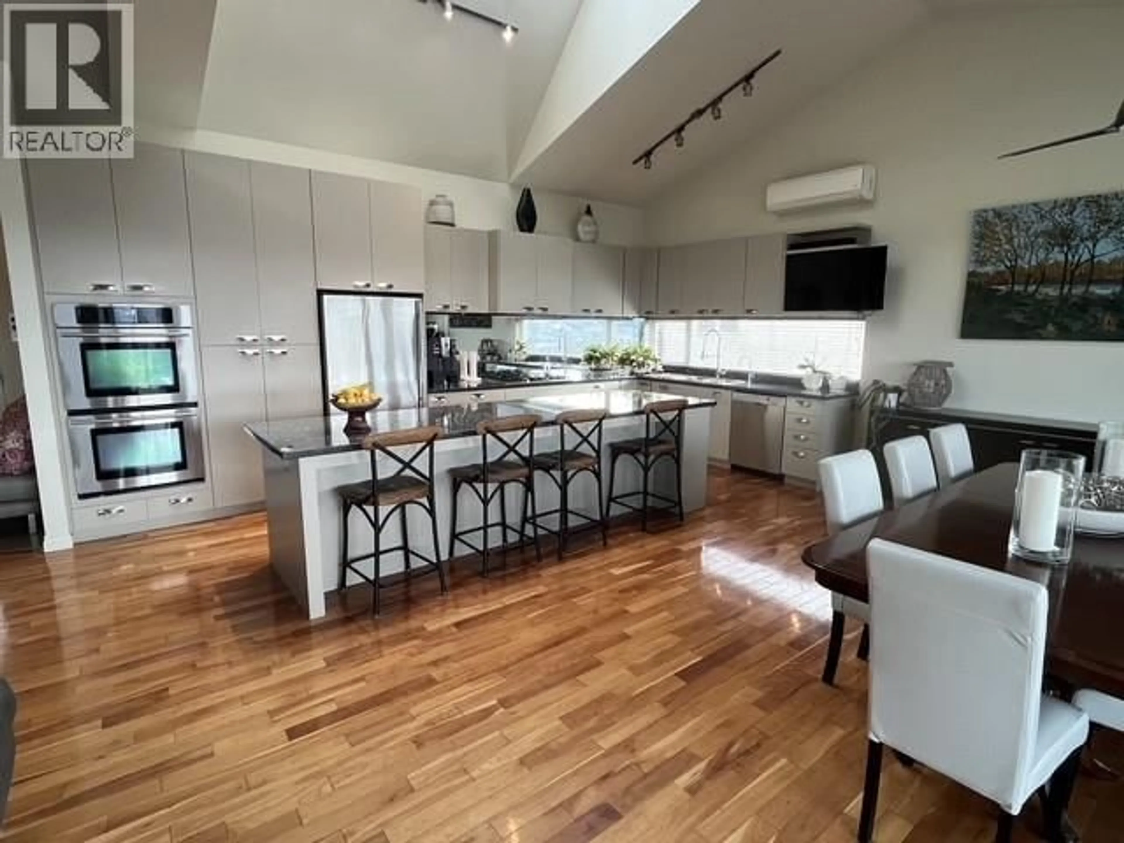 Open concept kitchen, unknown for 164 WILLIAMSON PLACE, Penticton British Columbia V2A8N1